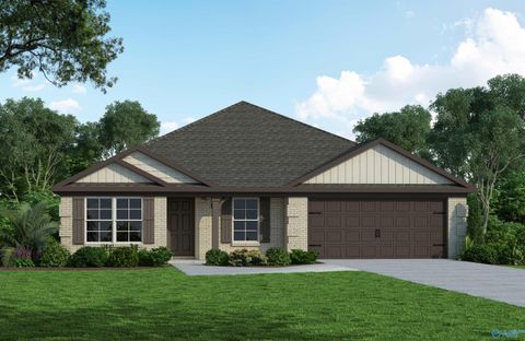 Homes For Sale - 320 Emma Way<br/> New Market, AL 35761