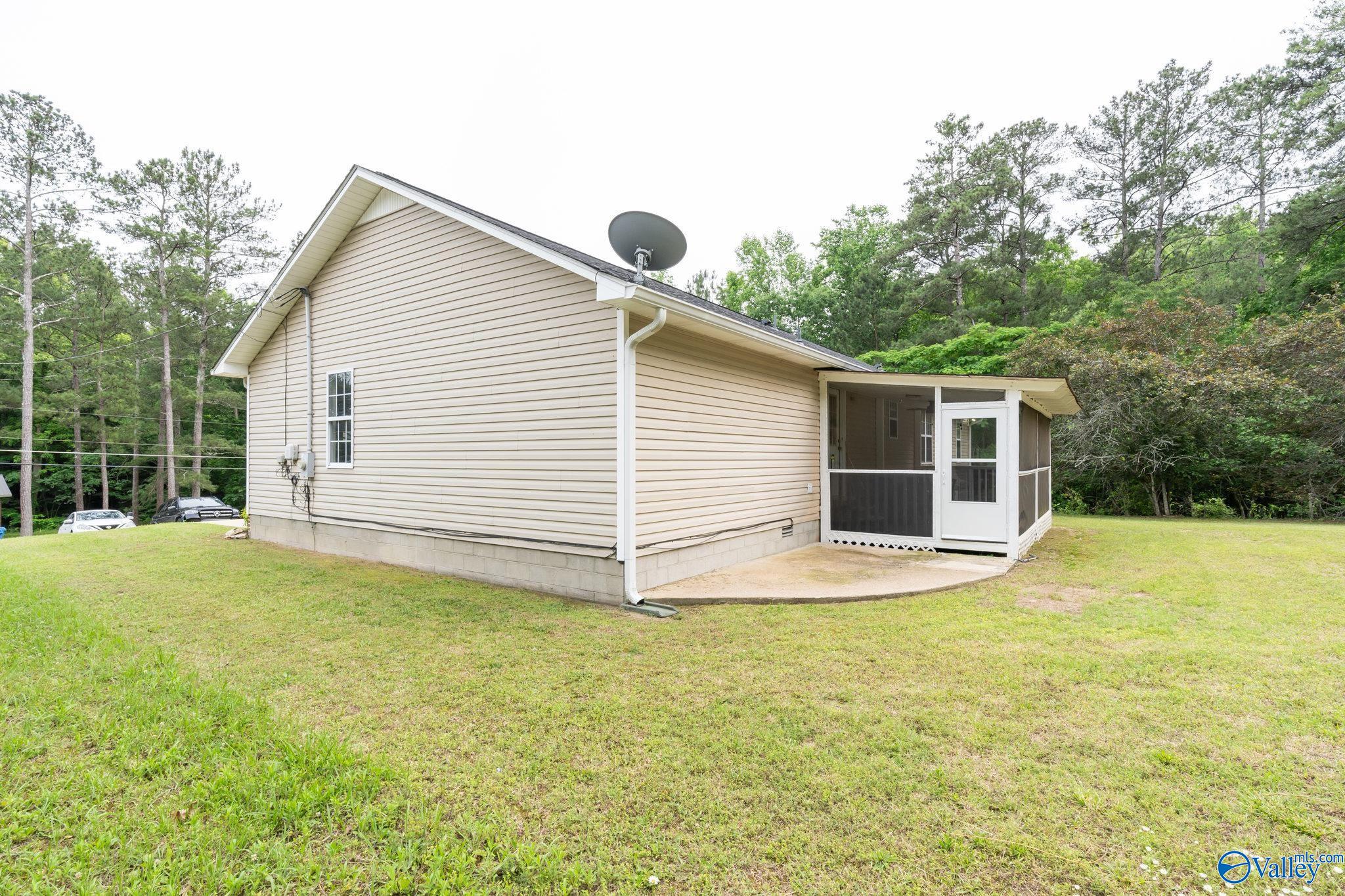 7616 Lister Ferry Road, Rainbow City, Alabama image 7