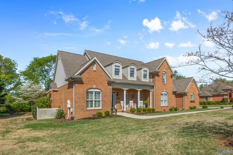 Photo of 110 Danika Drive, Huntsville, AL 35806 (MLS # 21911475)