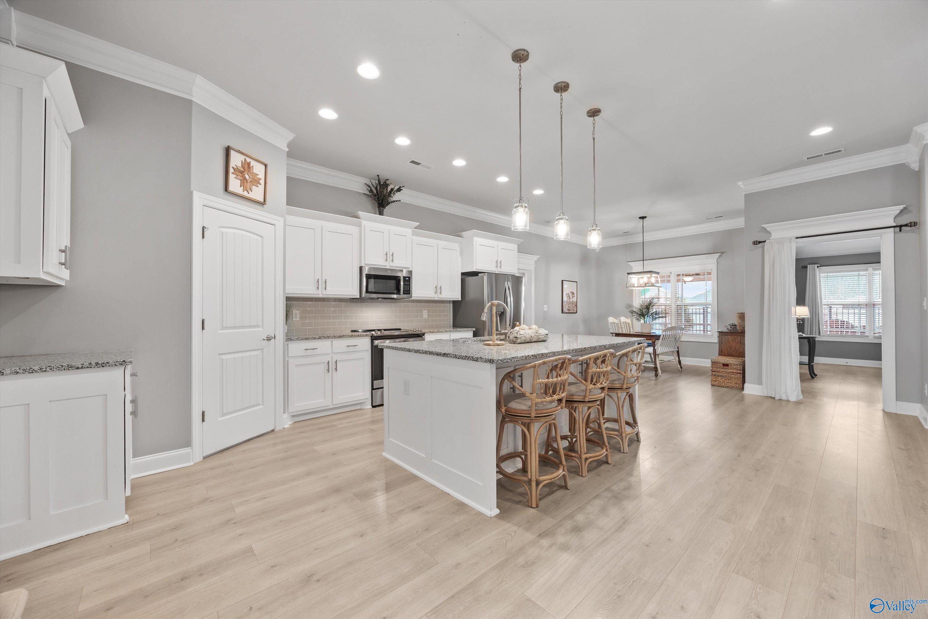 17067 Stonegate Drive, Athens, Alabama image 14