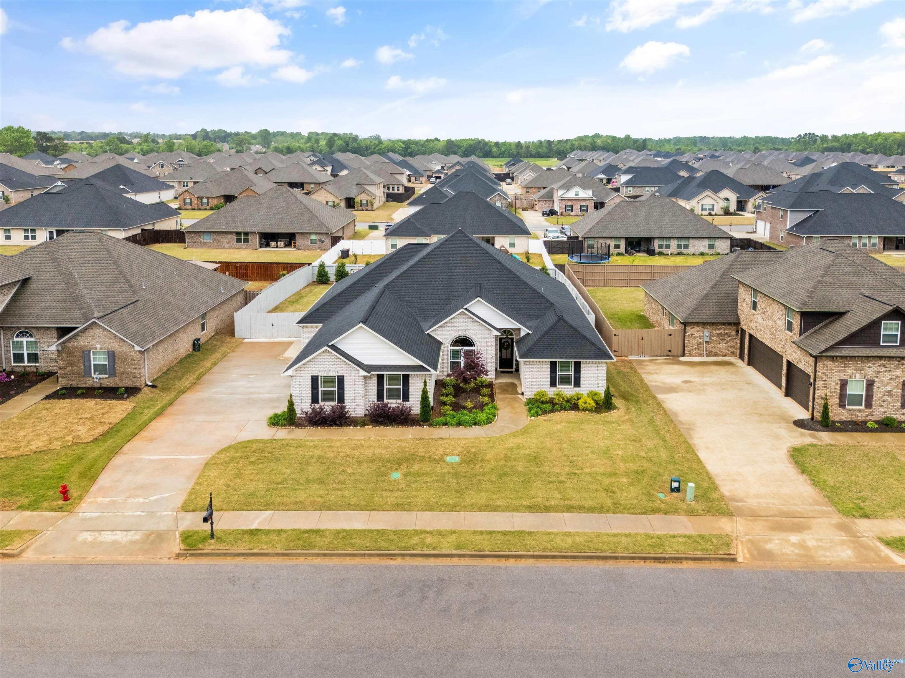 17067 Stonegate Drive, Athens, Alabama image 42