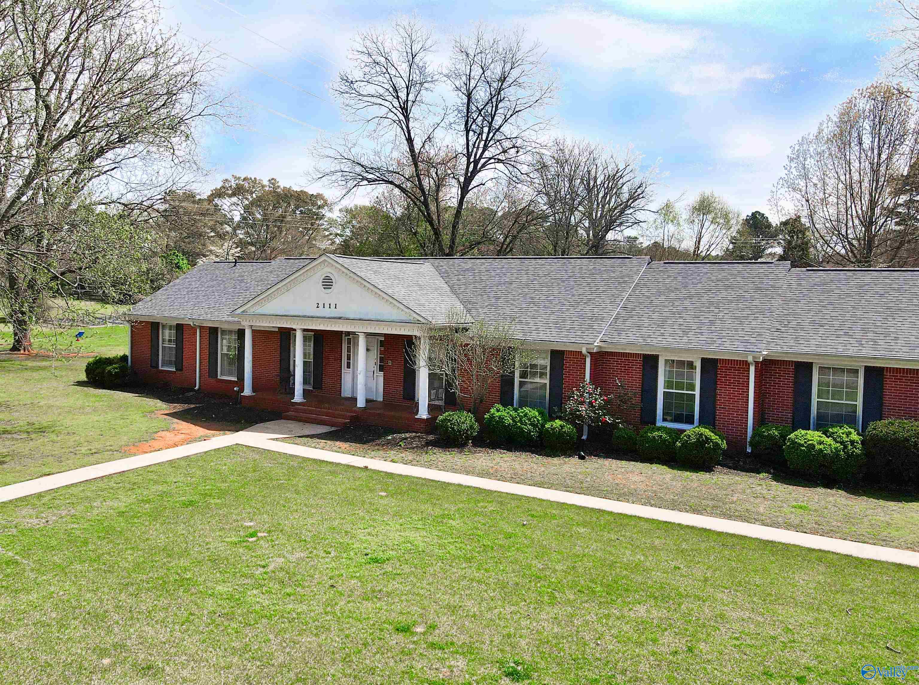 2111 Brookmeade Road, Decatur, Alabama image 44