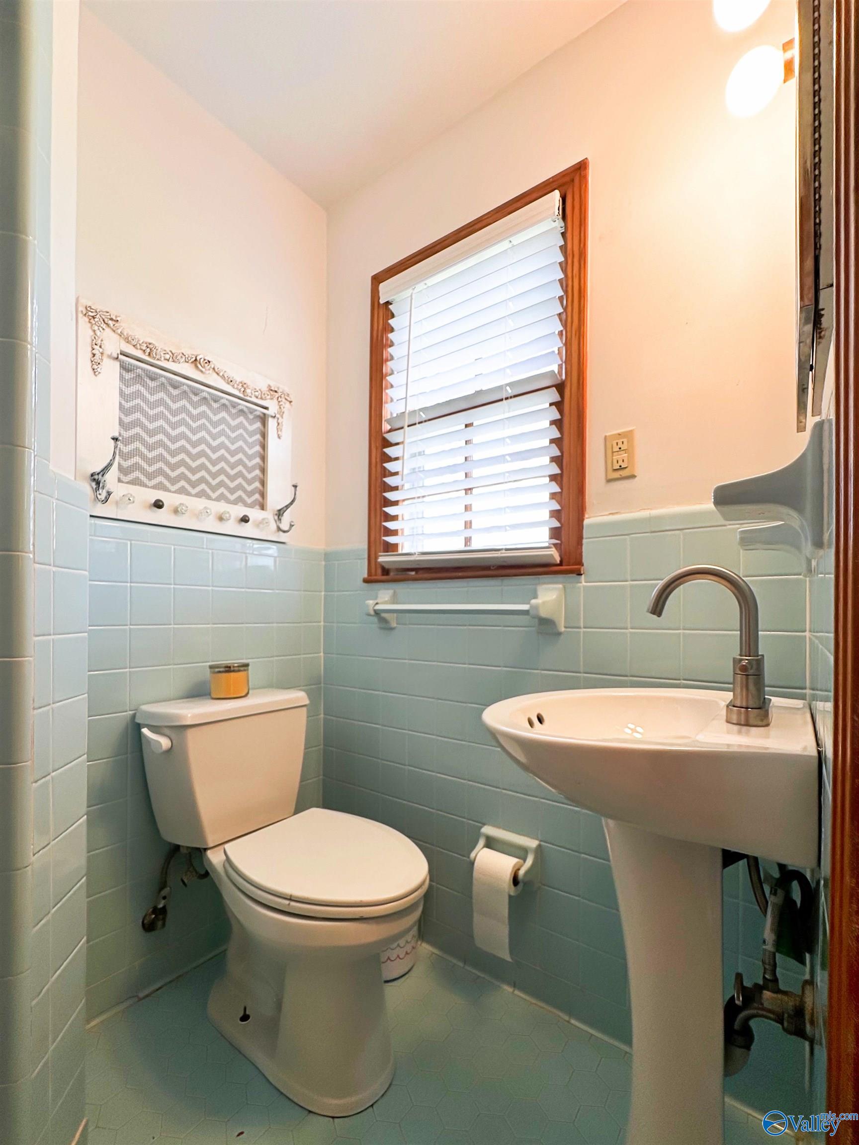 2111 Brookmeade Road, Decatur, Alabama image 32