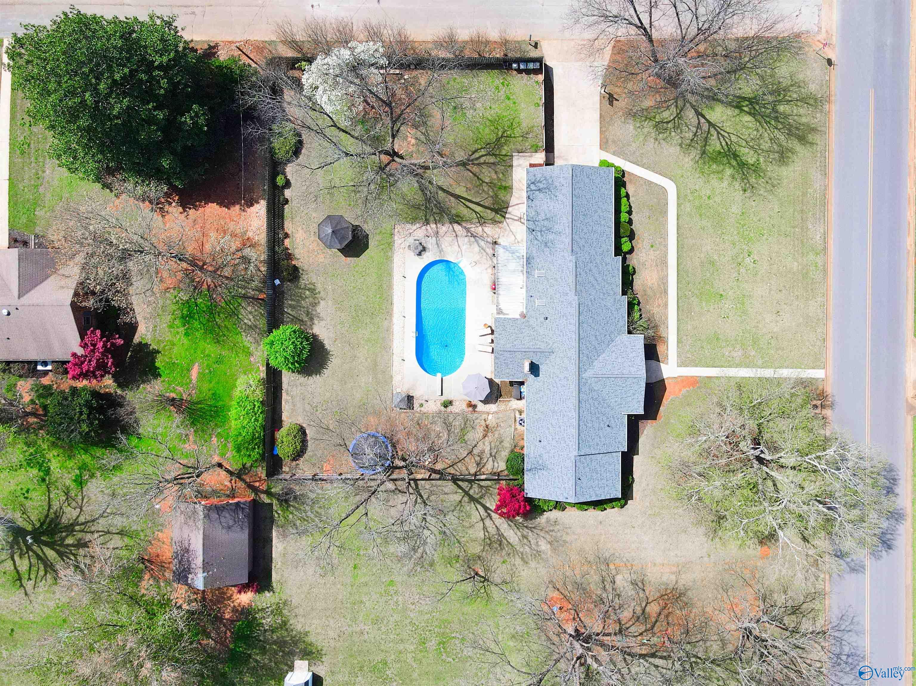 2111 Brookmeade Road, Decatur, Alabama image 50
