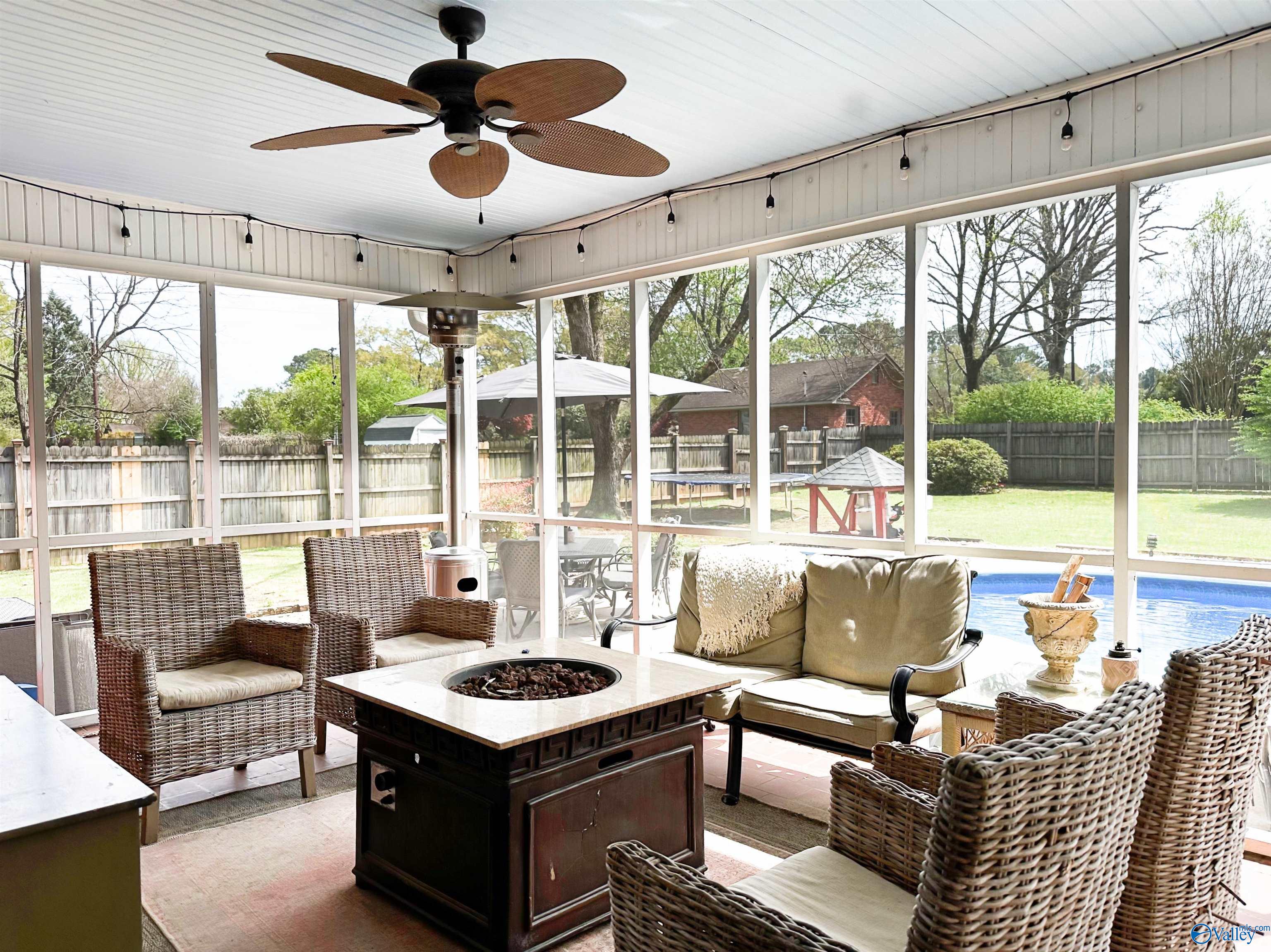 2111 Brookmeade Road, Decatur, Alabama image 36