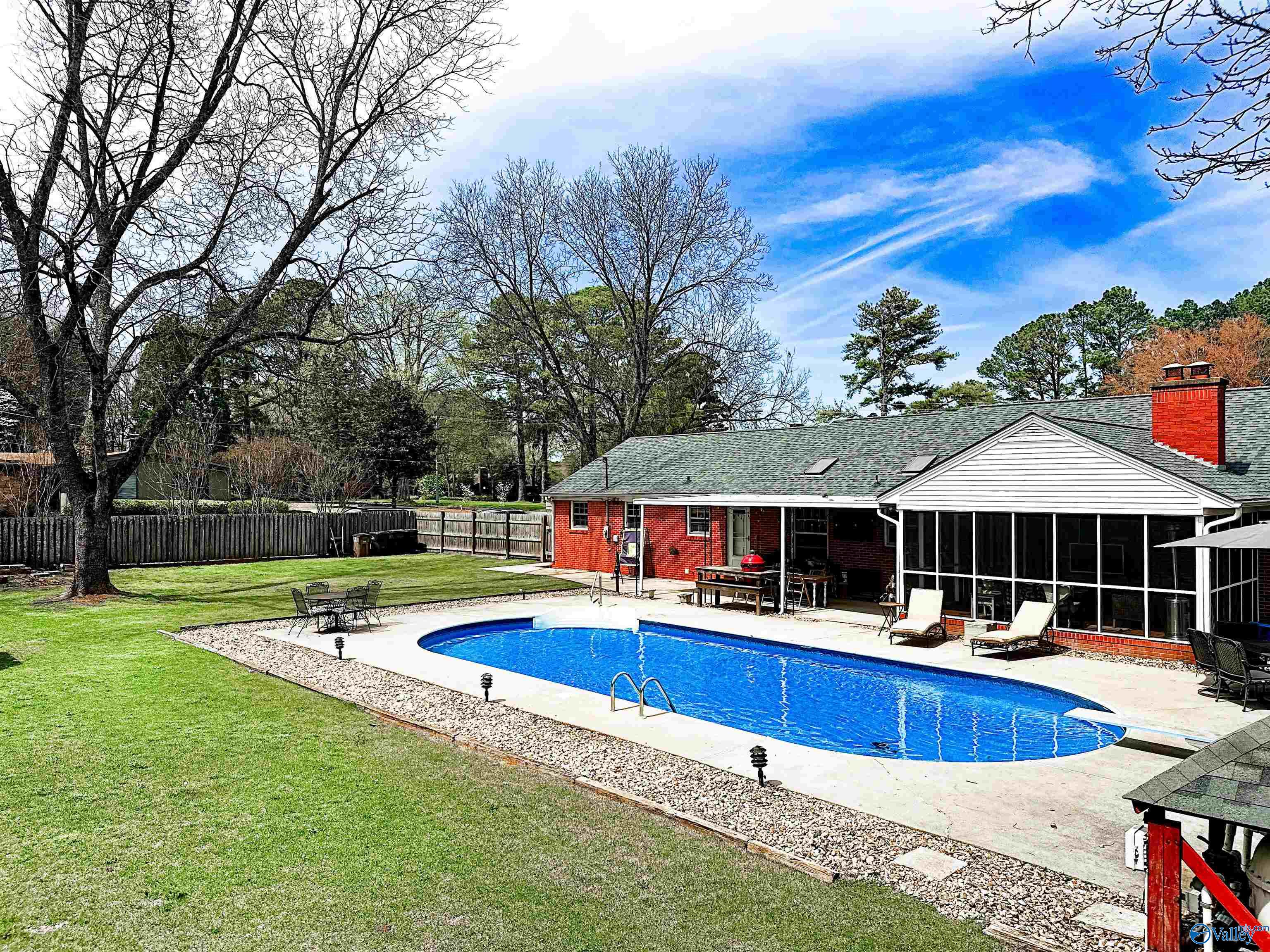 2111 Brookmeade Road, Decatur, Alabama image 37