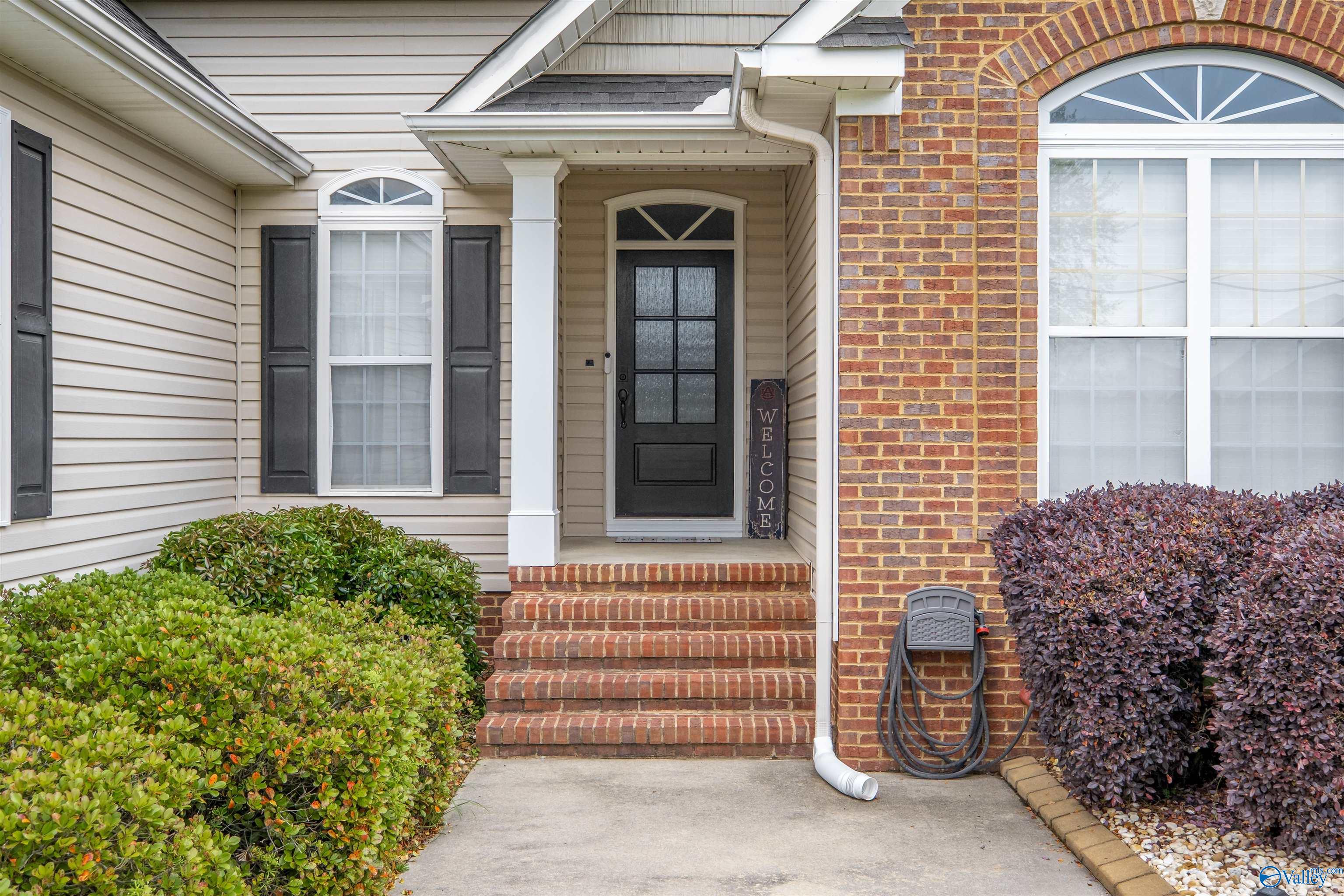 1430 Marshall Way, Southside, Alabama image 5