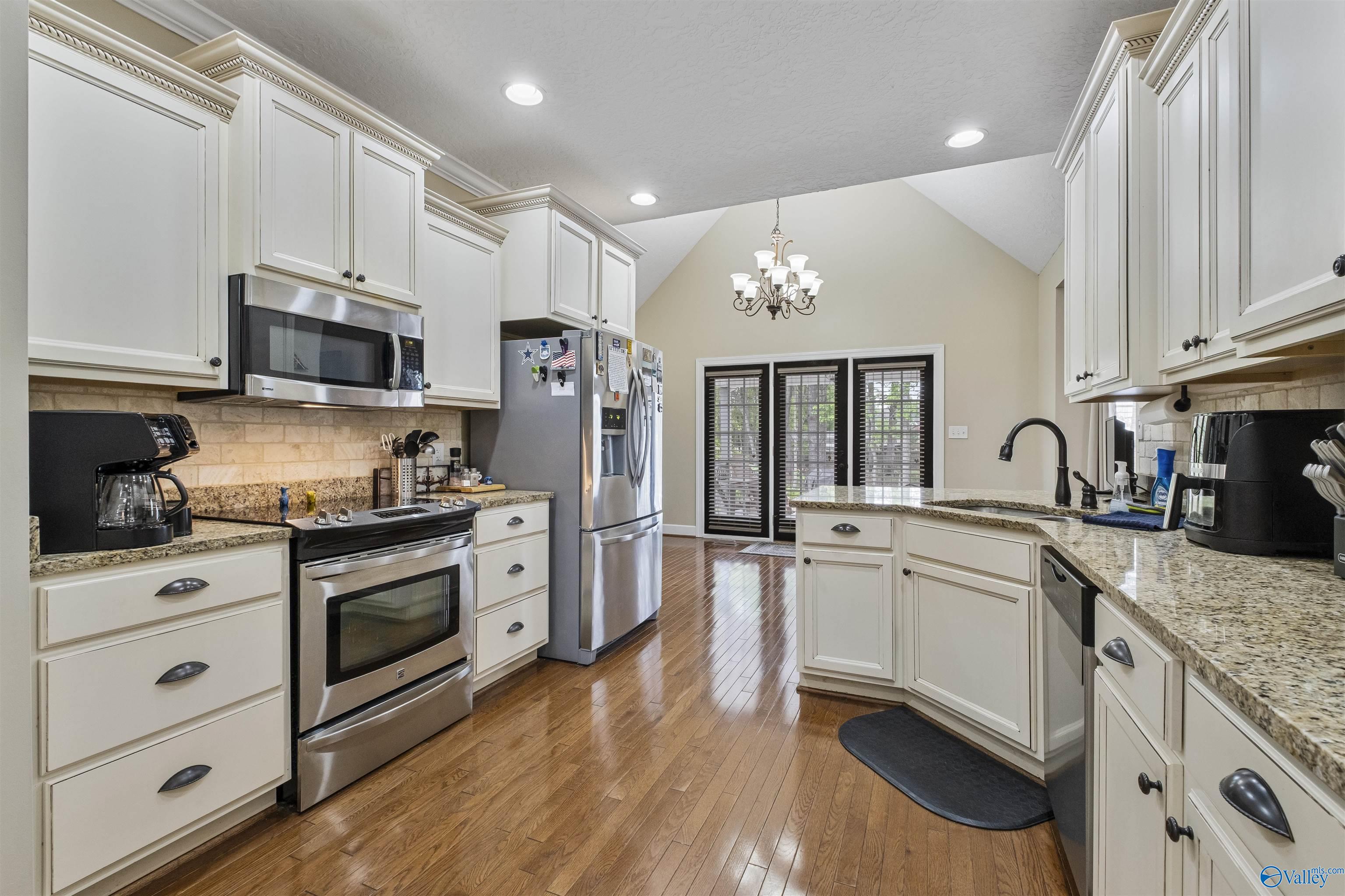 1430 Marshall Way, Southside, Alabama image 21