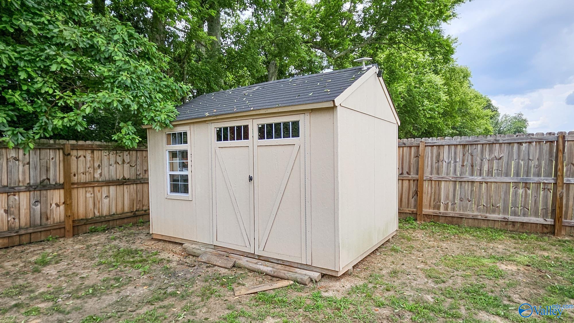 Hazel Green, Alabama 35750, United States, 4 Bedrooms Bedrooms, ,3 BathroomsBathrooms,Residential,Active,148755