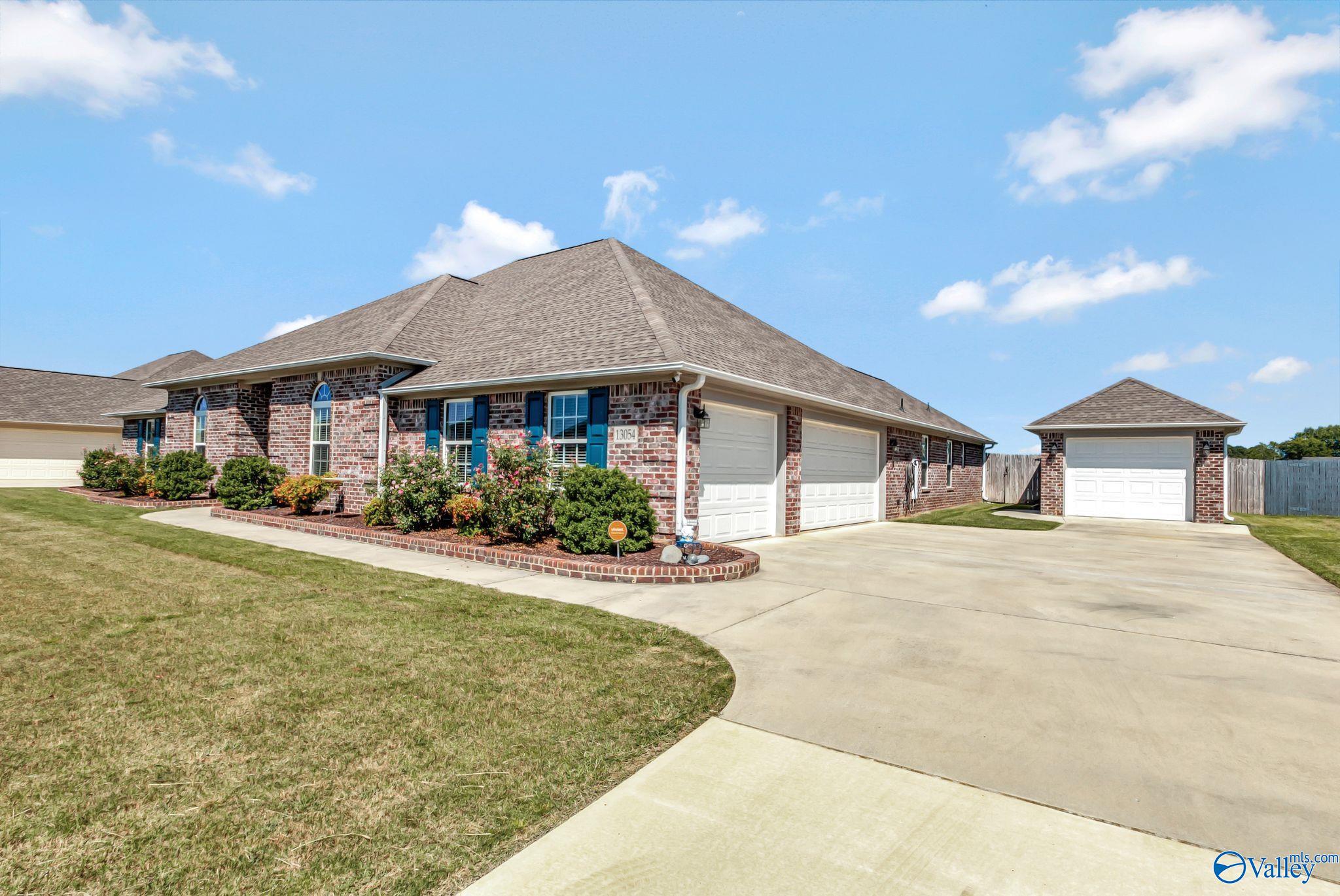 13054 Chapel Hill Lane