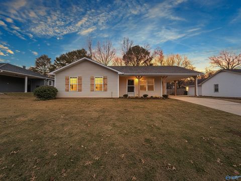 Photo of 120 Portal Lane, Madison, AL 35758 (MLS # 21904879)