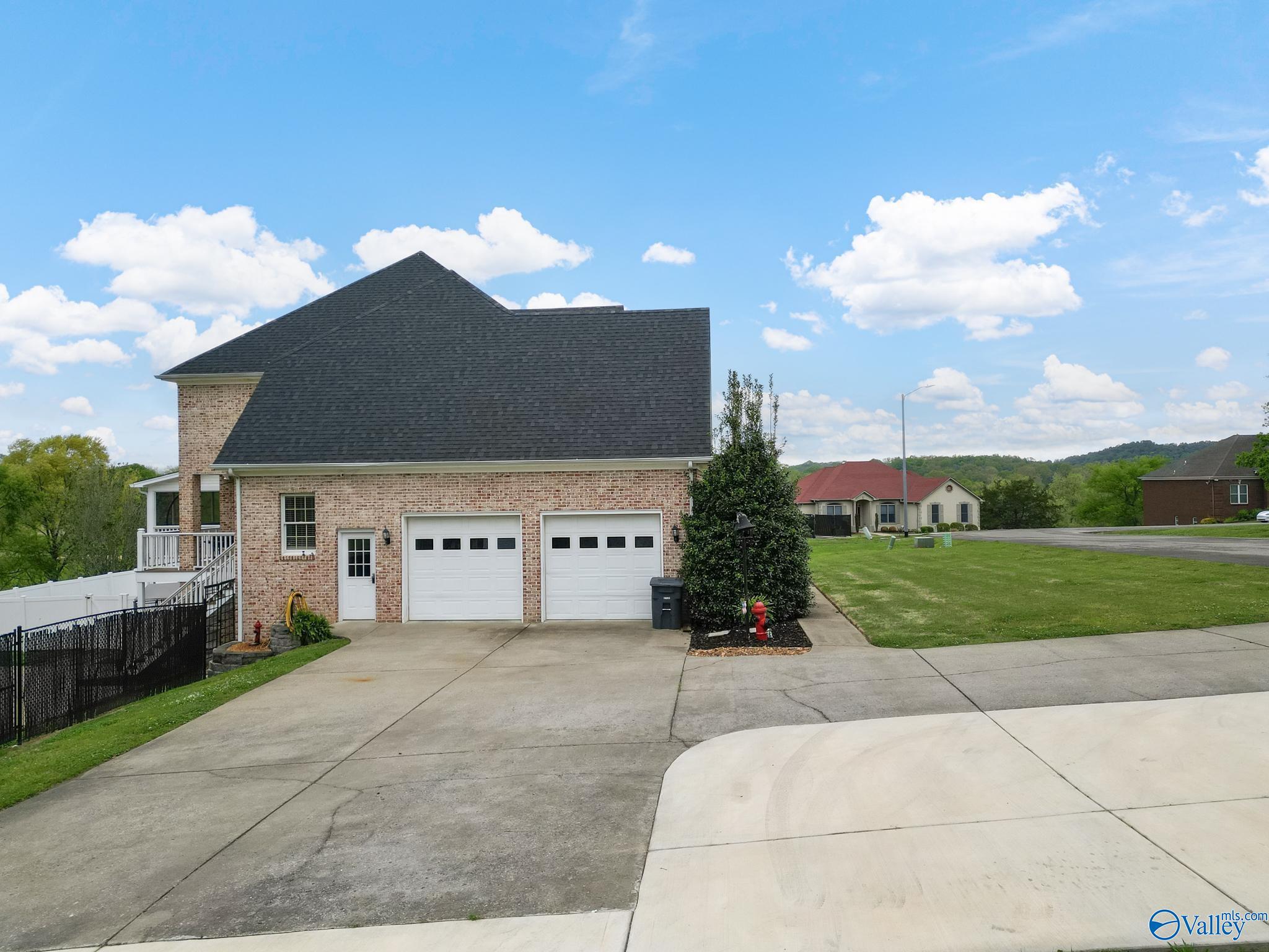 828 Fairway Drive, Fayetteville, Tennessee image 9