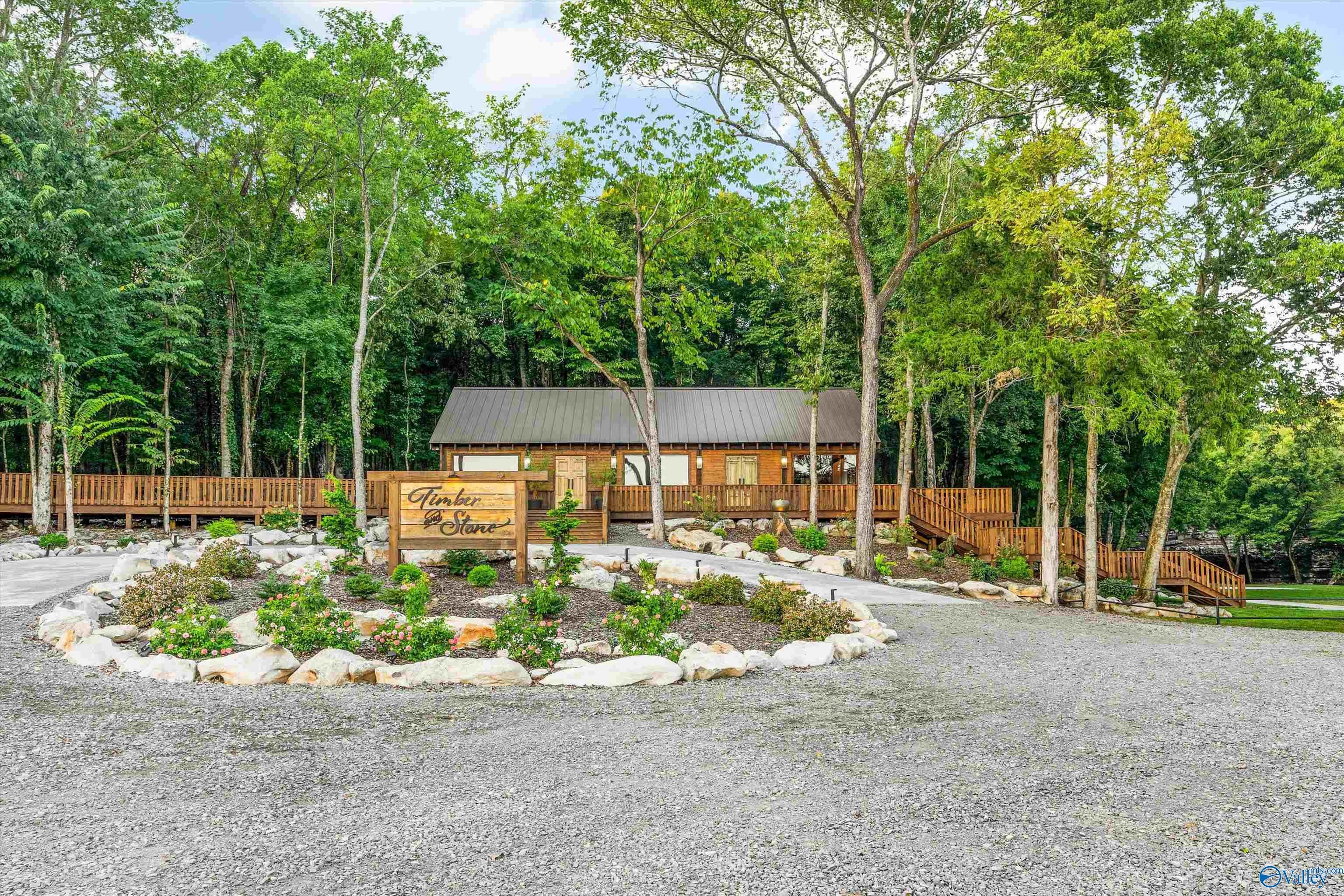 4201 Pleasant Valley Road