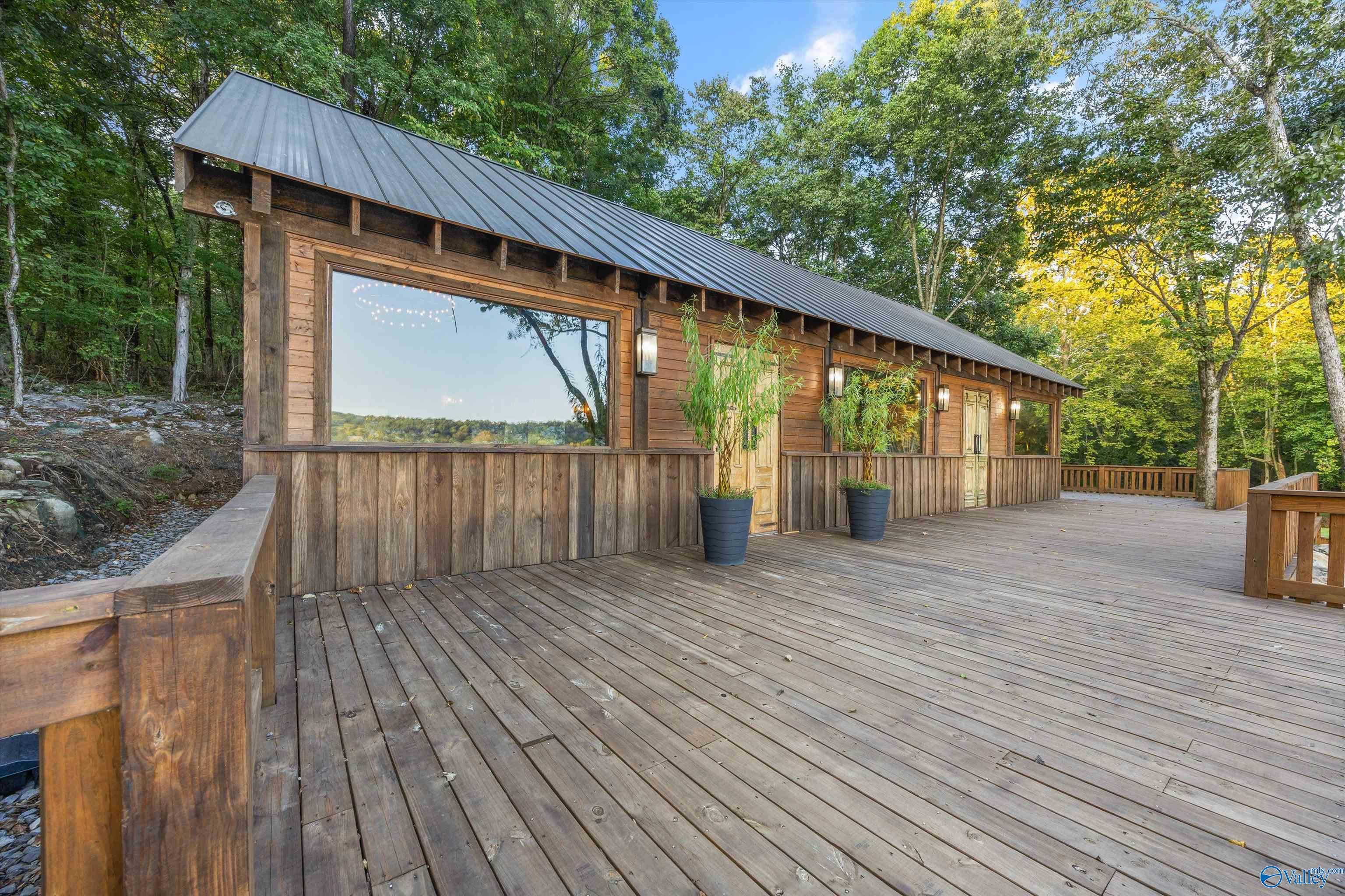 4201 Pleasant Valley Road