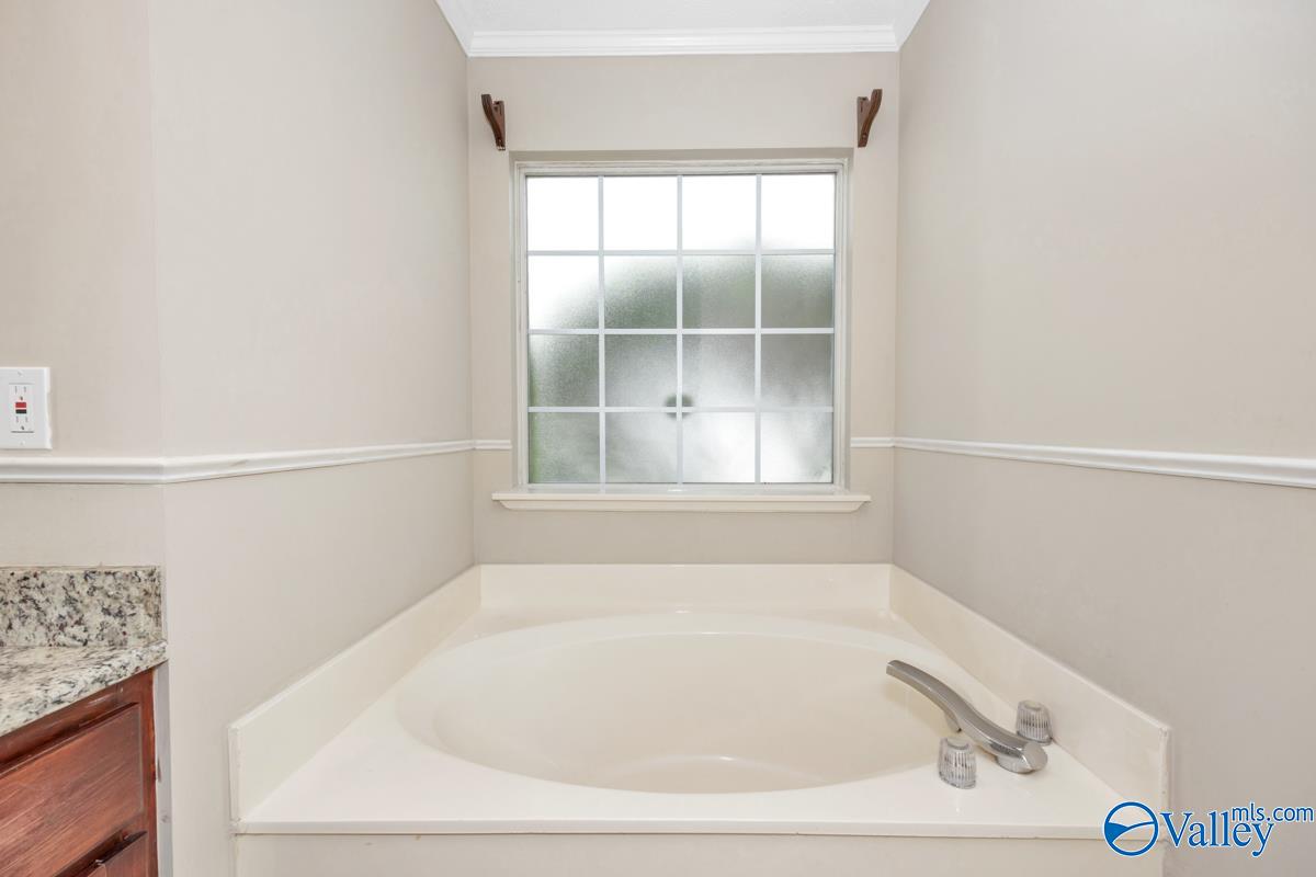 2426 Quail Ridge Lane, Huntsville, Alabama image 20