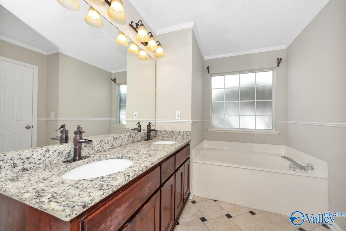 2426 Quail Ridge Lane, Huntsville, Alabama image 18