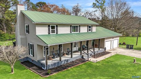 Homes For Sale - 717 Gandys Cove Road<br/> Falkville, AL 35622