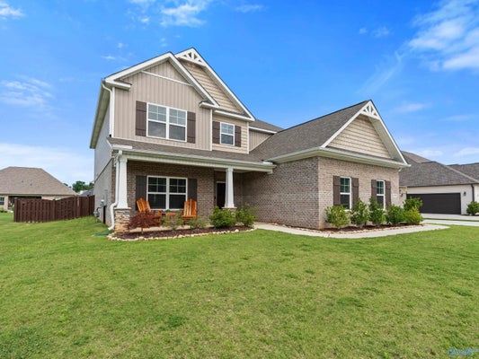 14735 COMMONWEALTH DR, ATHENS, AL 35613 - Image d6193670bdfee5aabeb17e4d47400be1/449394757
