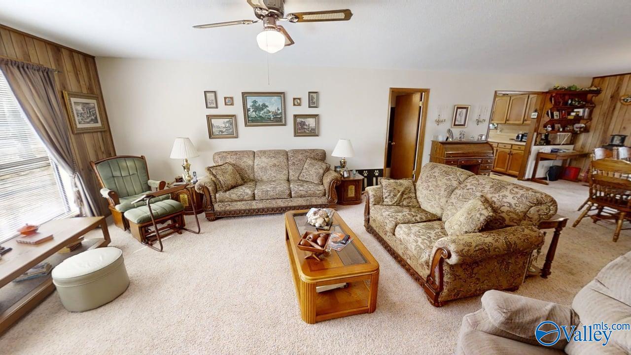 1307 Charter Circle, Jasper, Alabama image 7