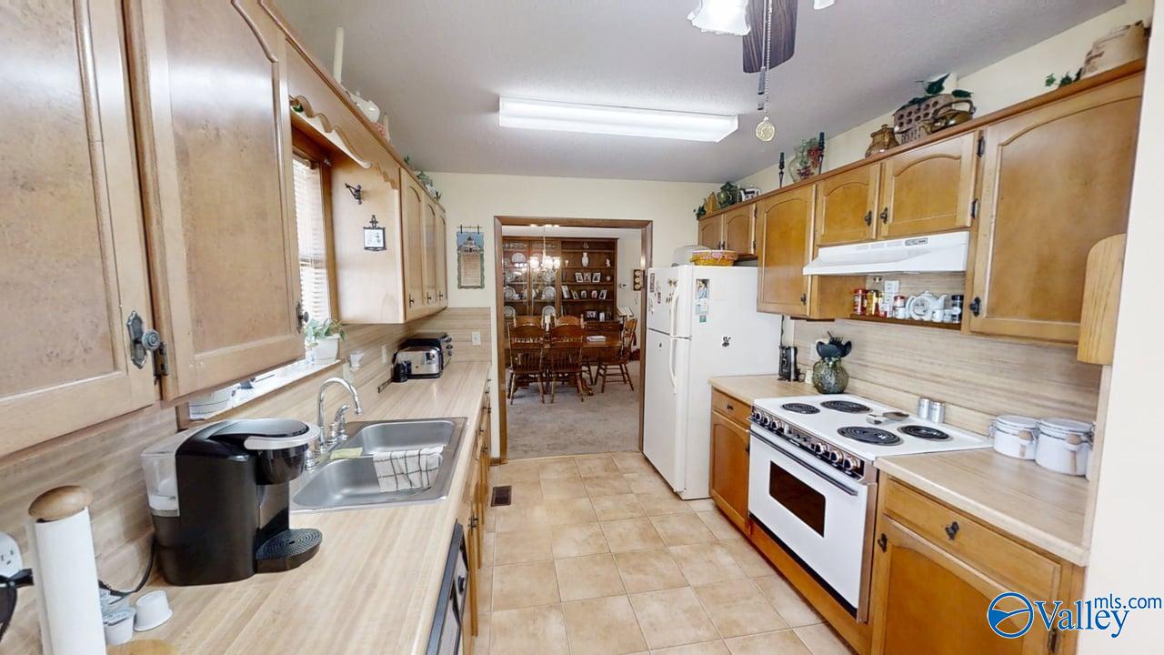 1307 Charter Circle, Jasper, Alabama image 18