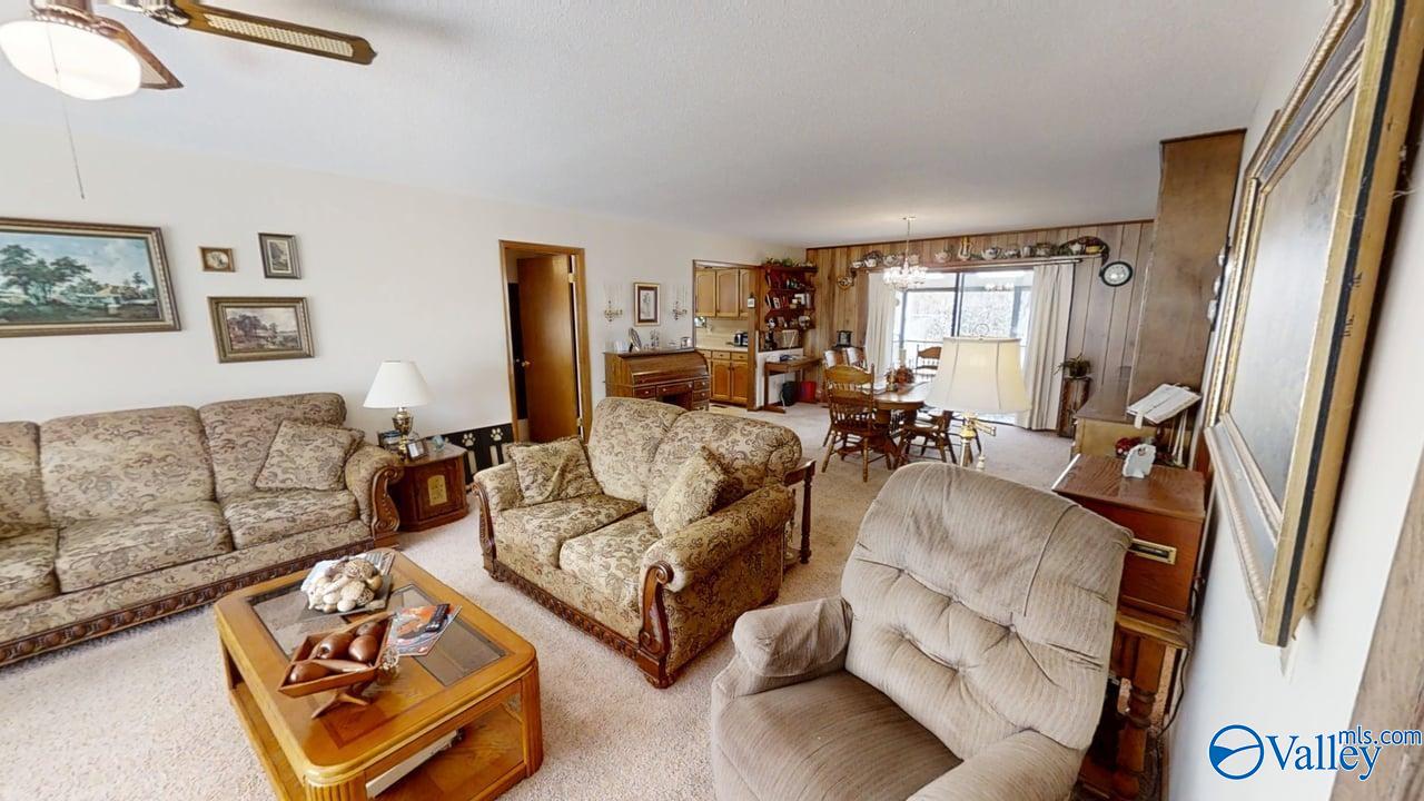 1307 Charter Circle, Jasper, Alabama image 8