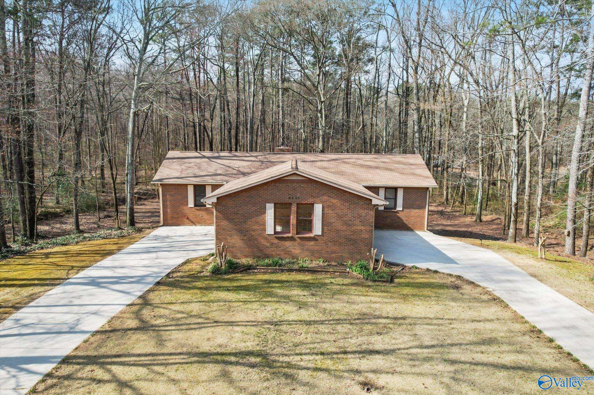 4417 Dogwood Drive, Decatur, Alabama image 1