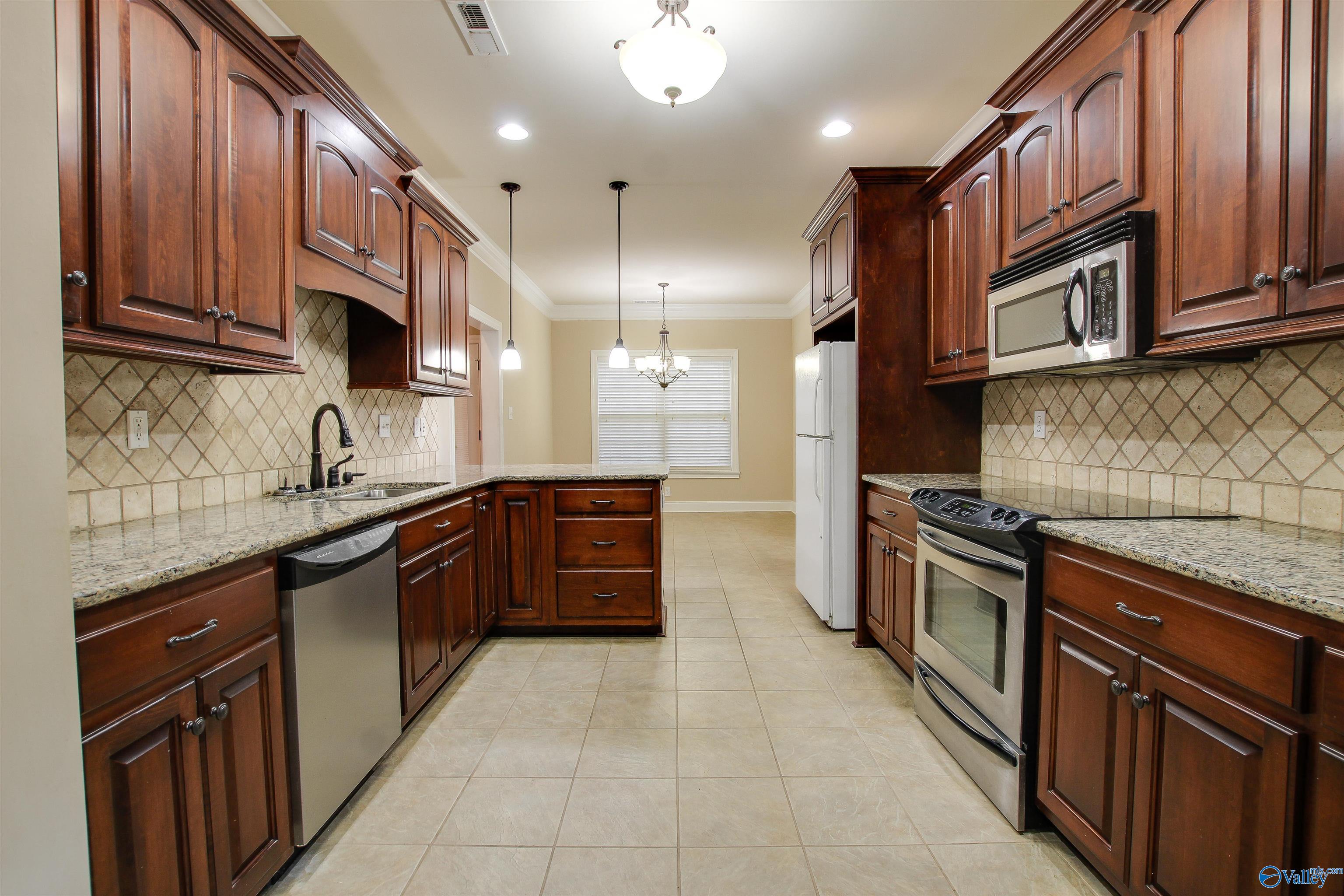 46 Emory Drive, Decatur, Alabama image 13