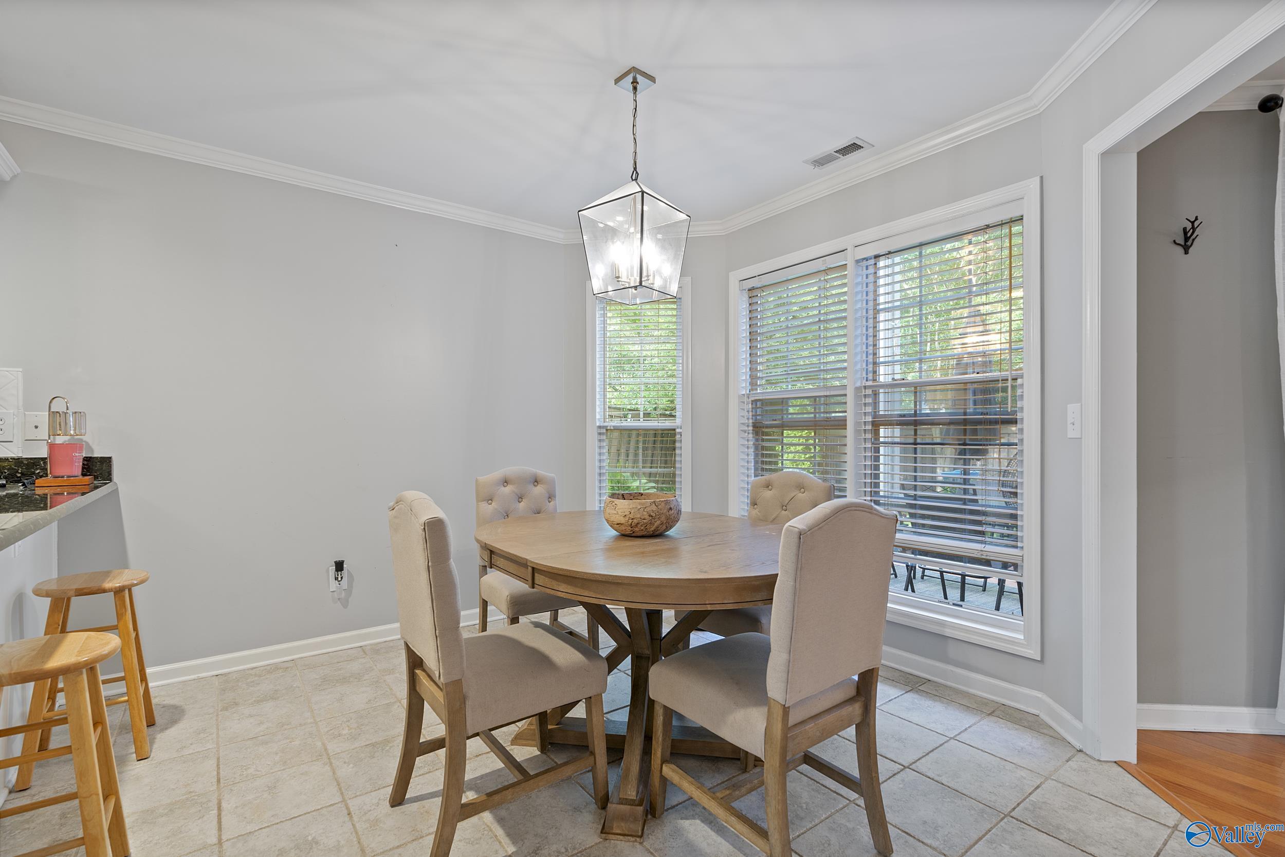 114 Canterbury Drive, Madison, Alabama image 10