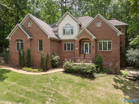 Homes For Sale - 134 Darlington Road<br/> Huntsville, AL 35801