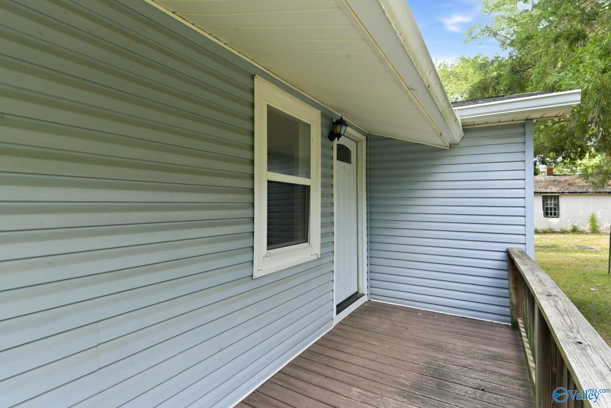 203 Lee Street