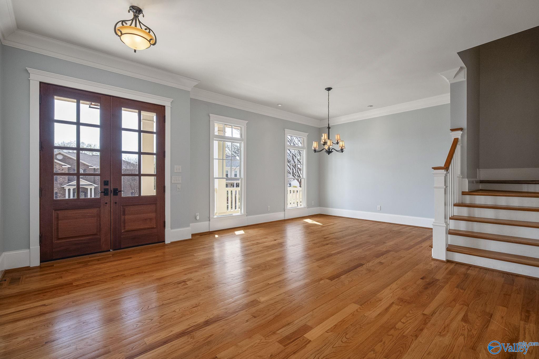 708 Harding Way, Huntsville, Alabama image 2