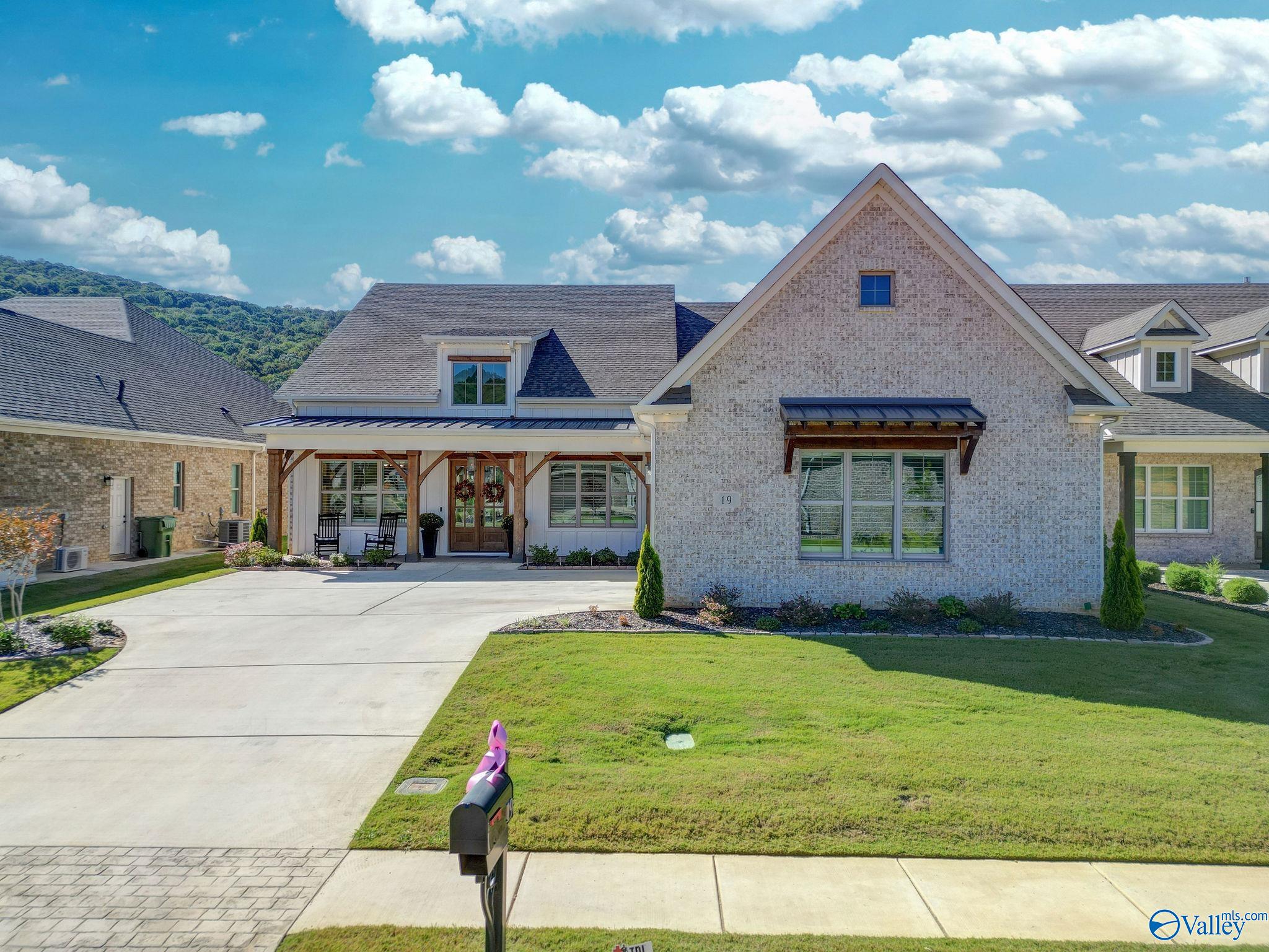 19 Lylas Gate Place, Huntsville, Alabama image 1