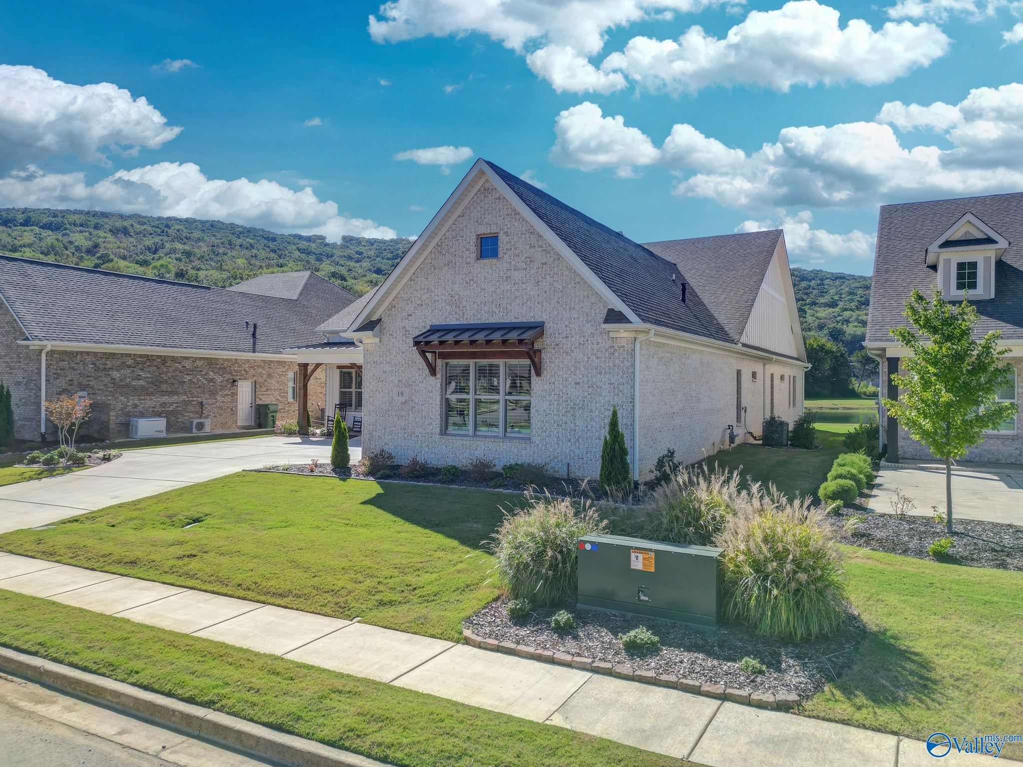 19 Lylas Gate Place, Huntsville, Alabama image 3
