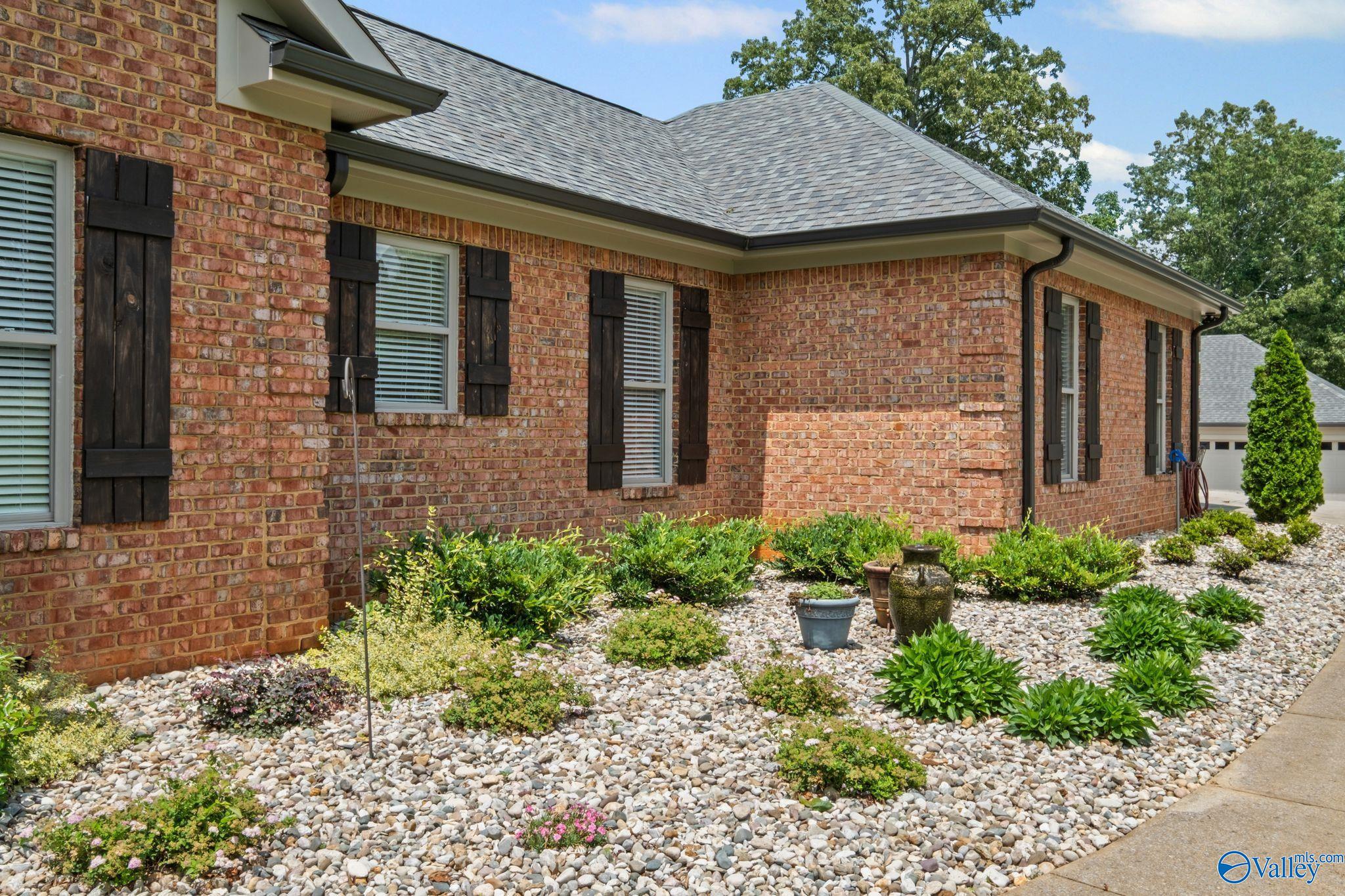 139 Summit Point, Guntersville, Alabama image 12
