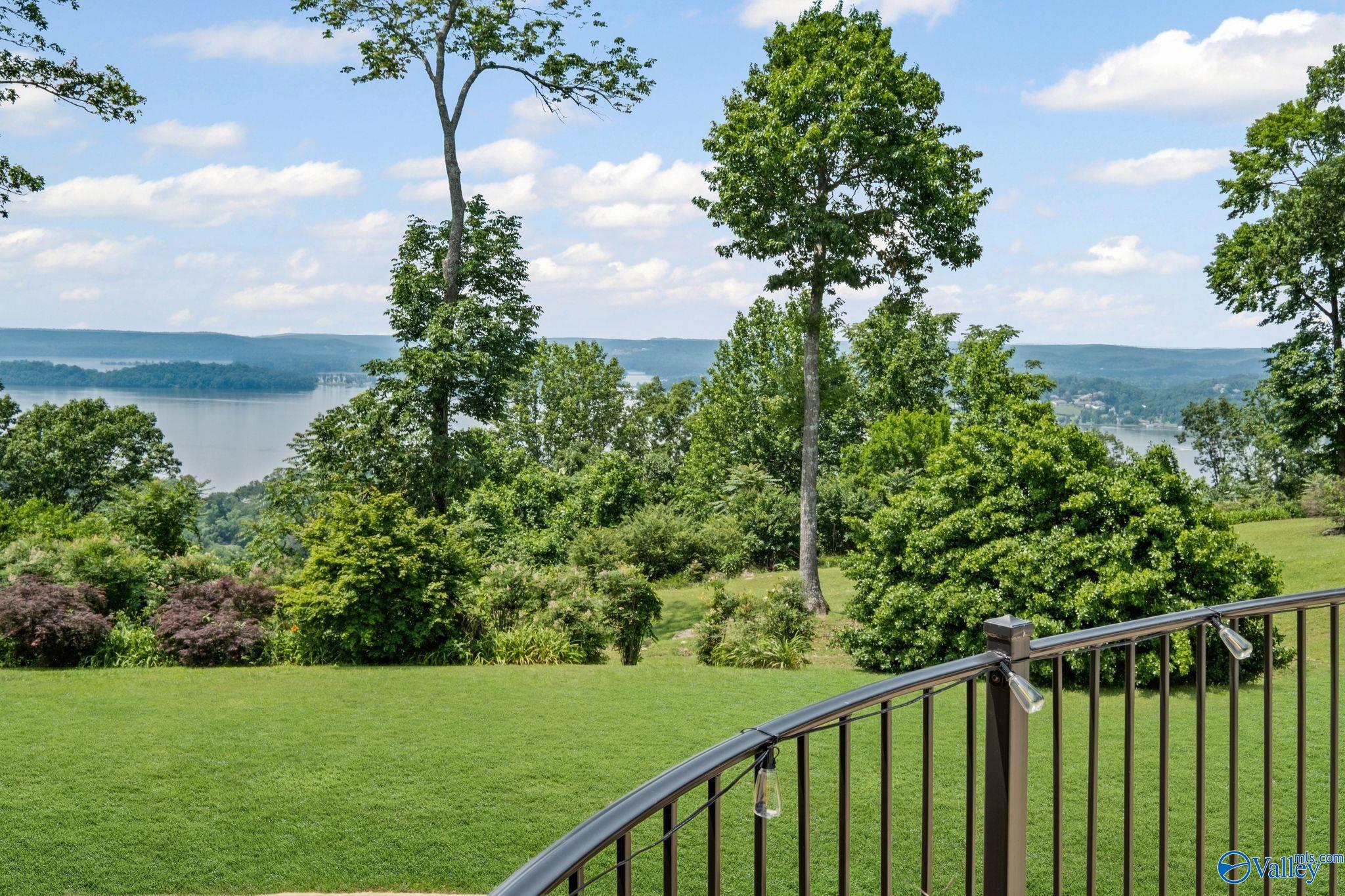139 Summit Point, Guntersville, Alabama image 8