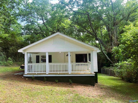 Homes For Sale - 1126 High Street<br/> Gadsden, AL 35904