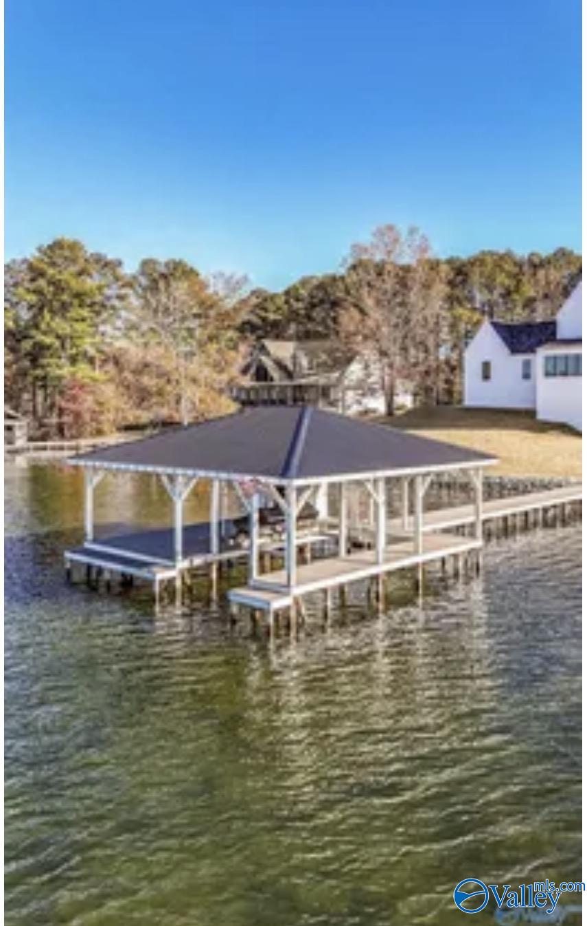 805 Goose Pond Island Drive