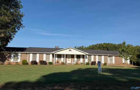 Homes For Sale - 105 Max Haynes Road<br/> Altoona, AL 35952