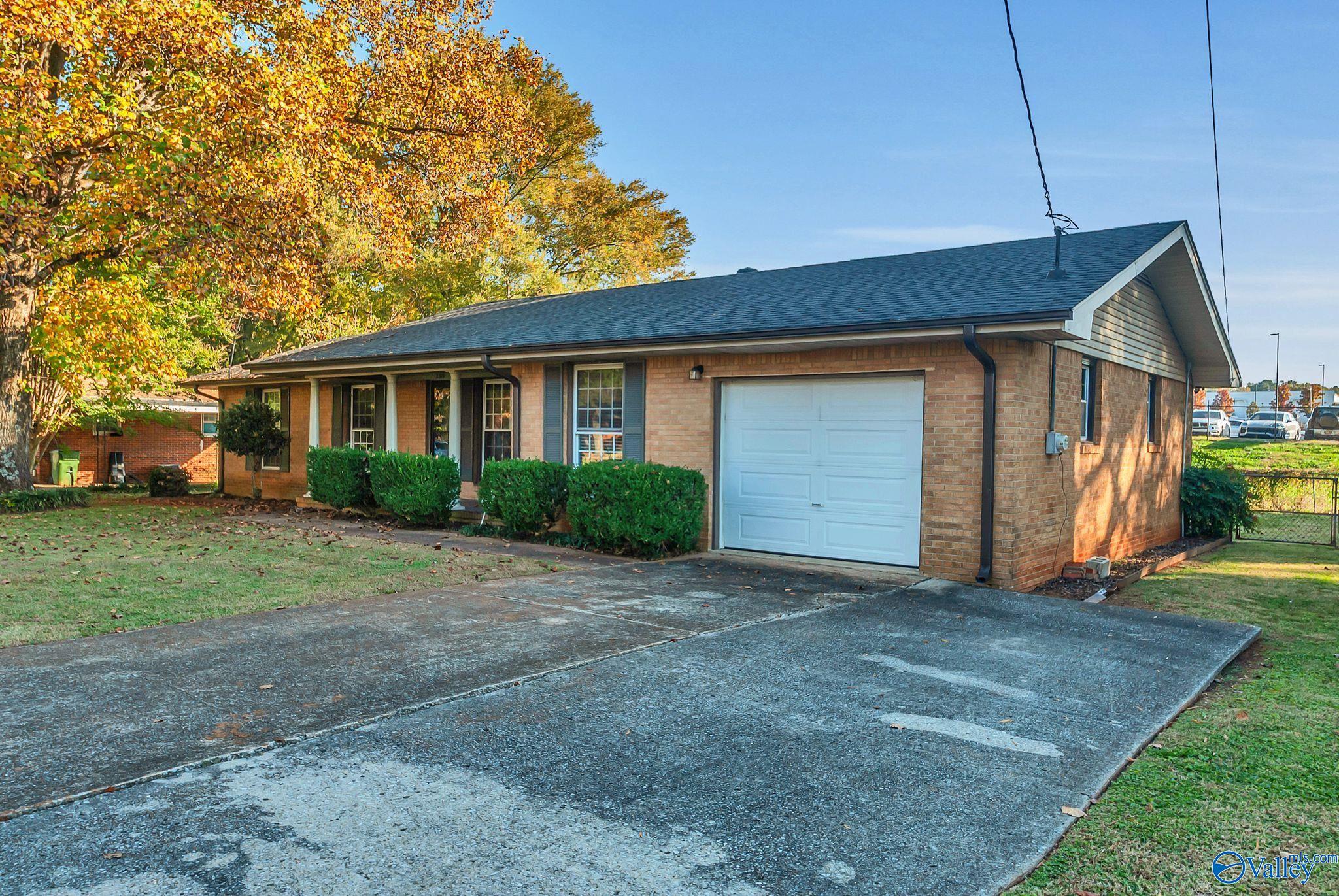 3311 Mcdow Avenue NW