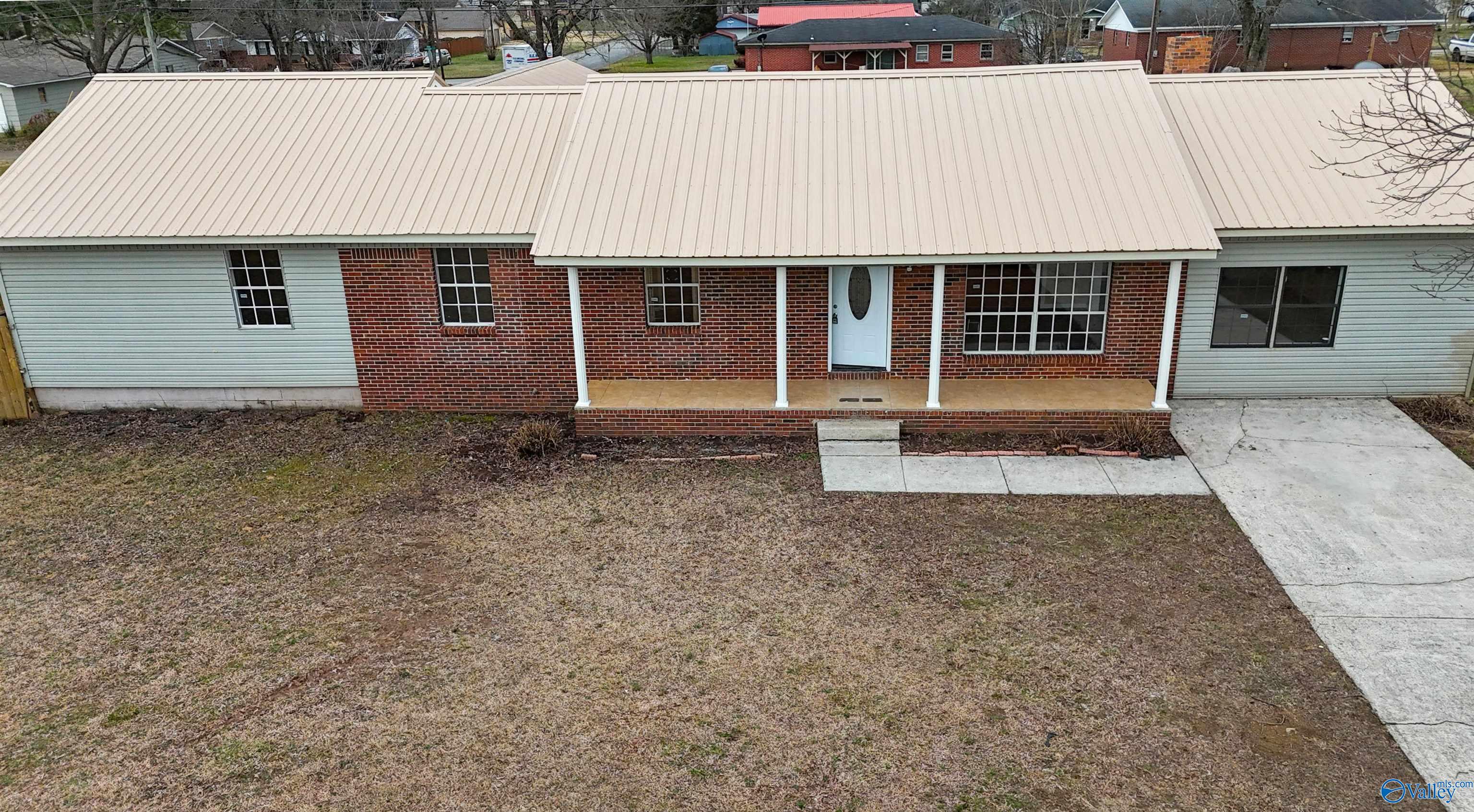 125 Bluebird Lane, Decatur, Alabama image 2