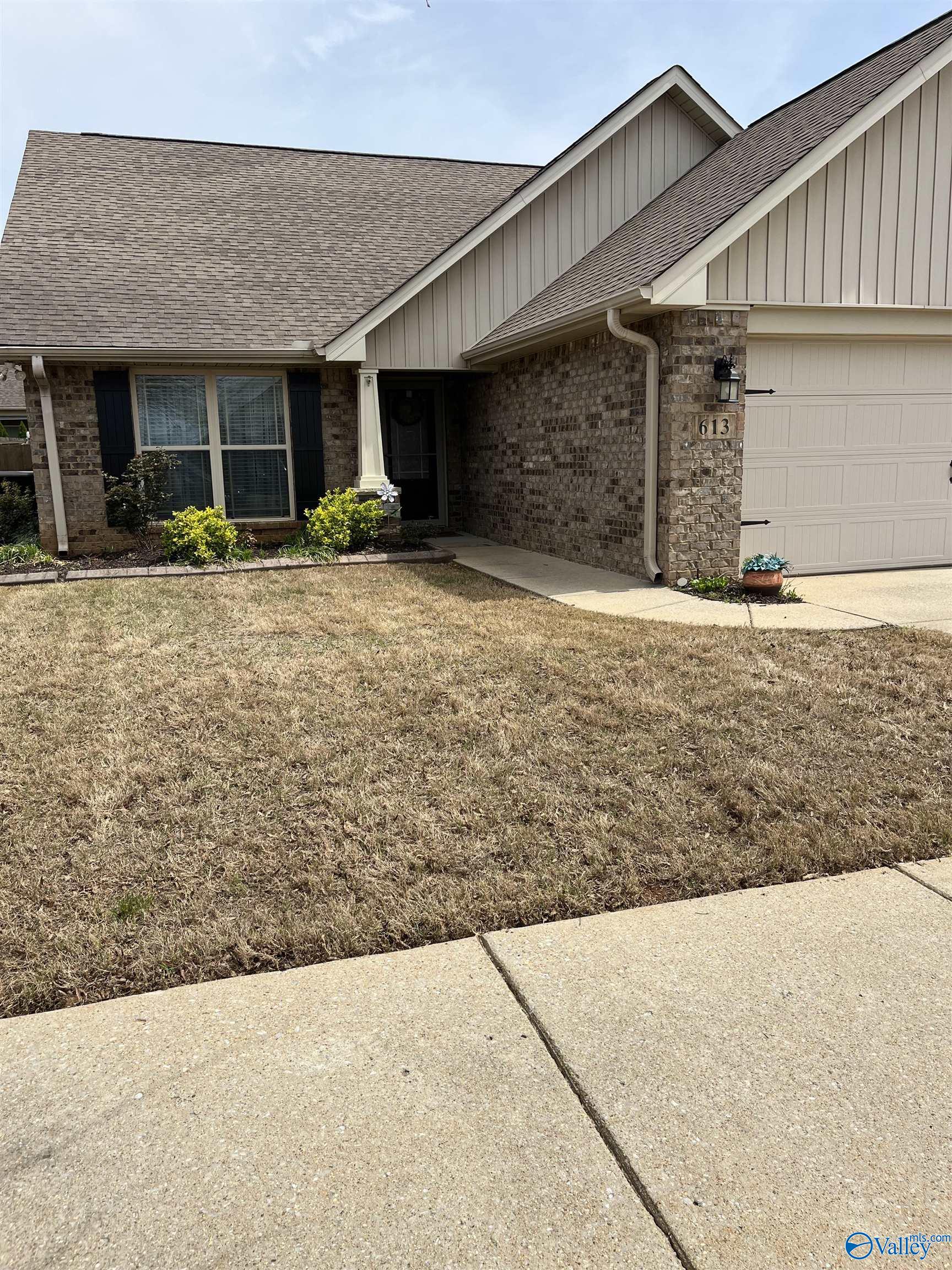 613 Durbin Lane, Madison, Alabama image 1