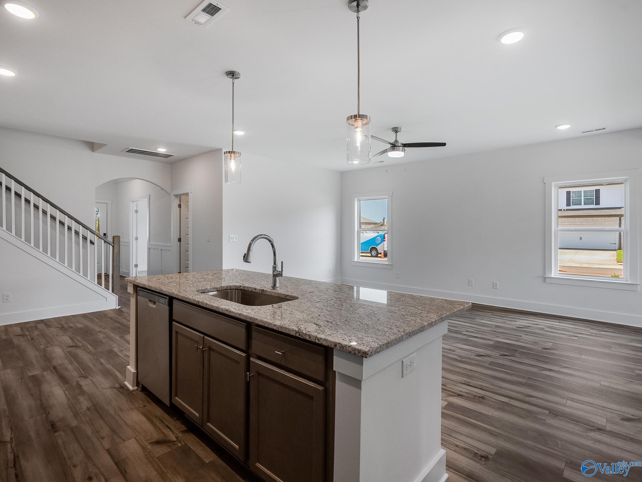 24128 Patriot Drive, Athens, Alabama image 4