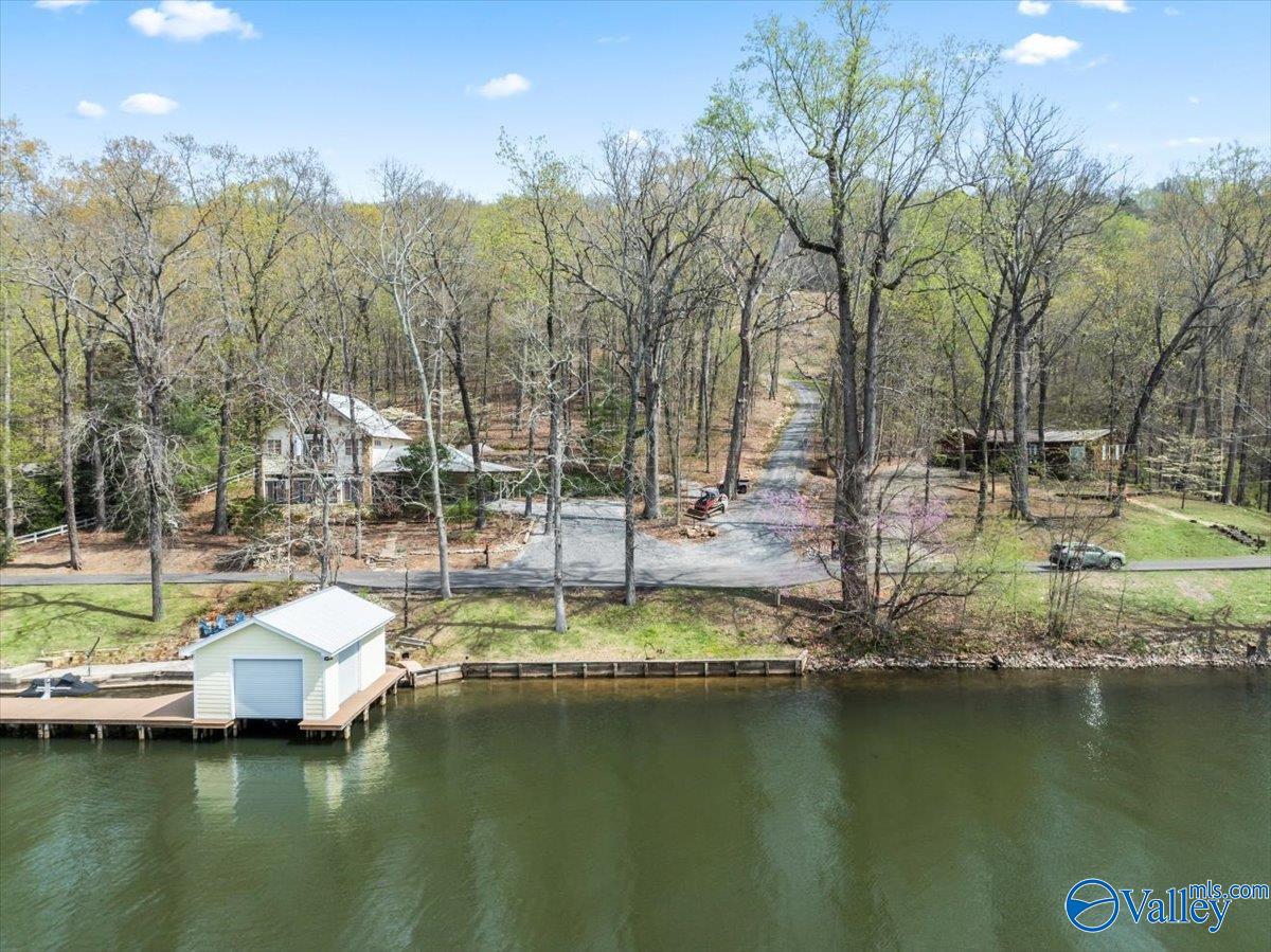 2916 Signal Point Road, Guntersville, Alabama image 23