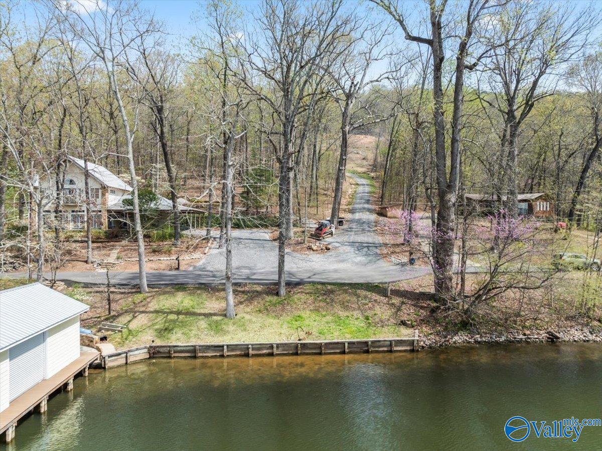 2916 Signal Point Road, Guntersville, Alabama image 21