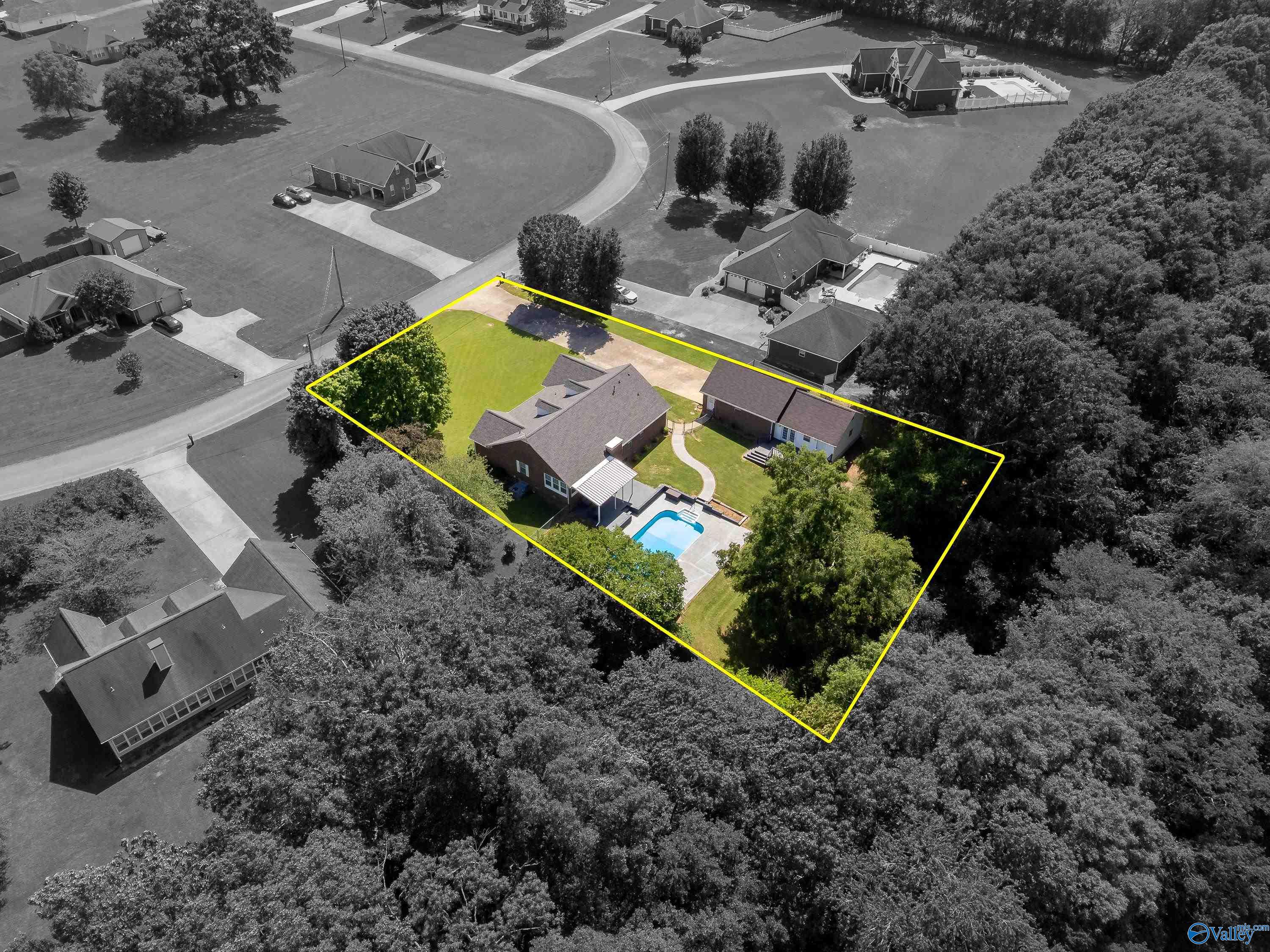 110 Cloverleaf Circle, Killen, Alabama image 43