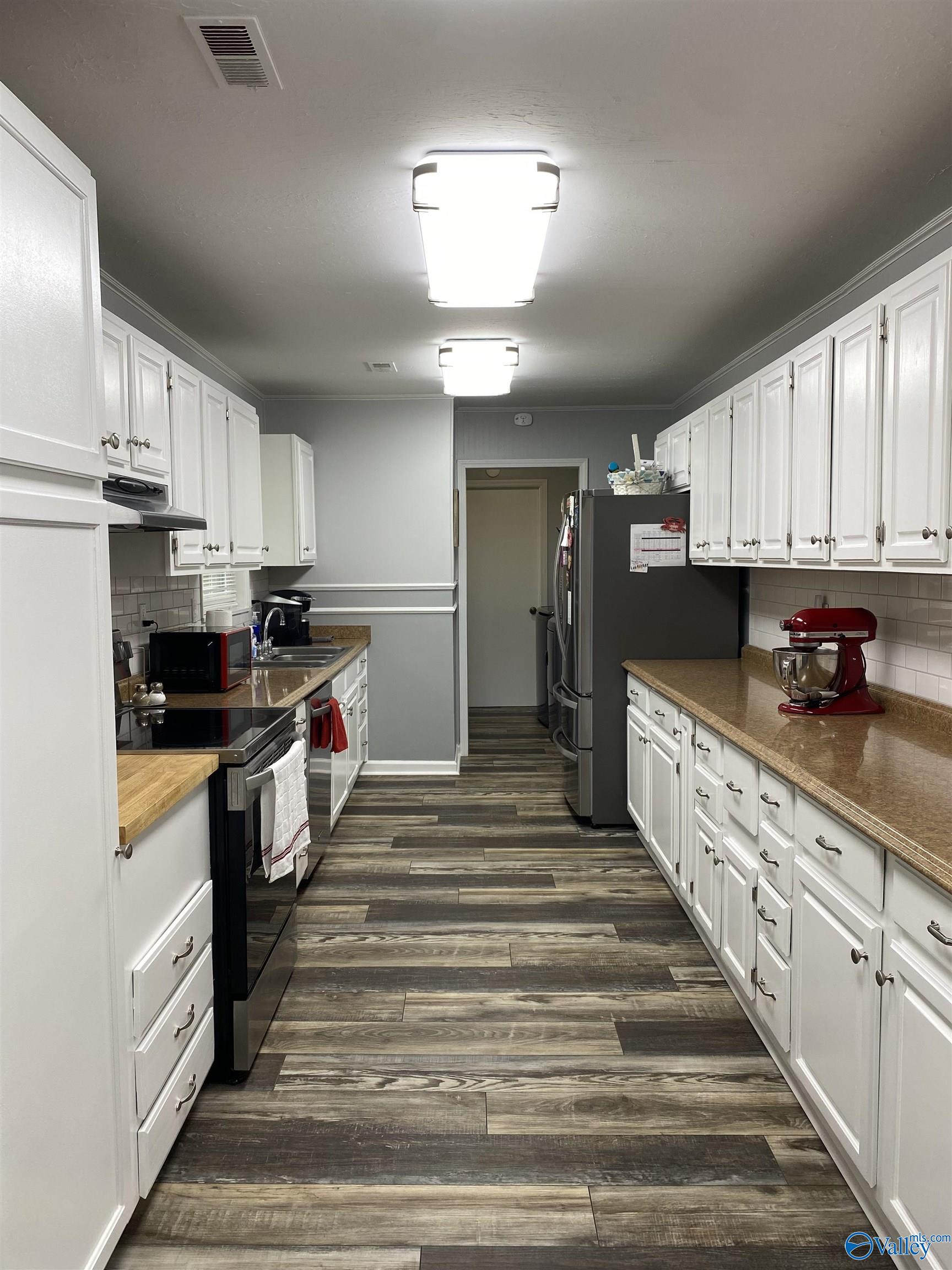 135 Forest Hill Road, Trinity, Alabama image 11