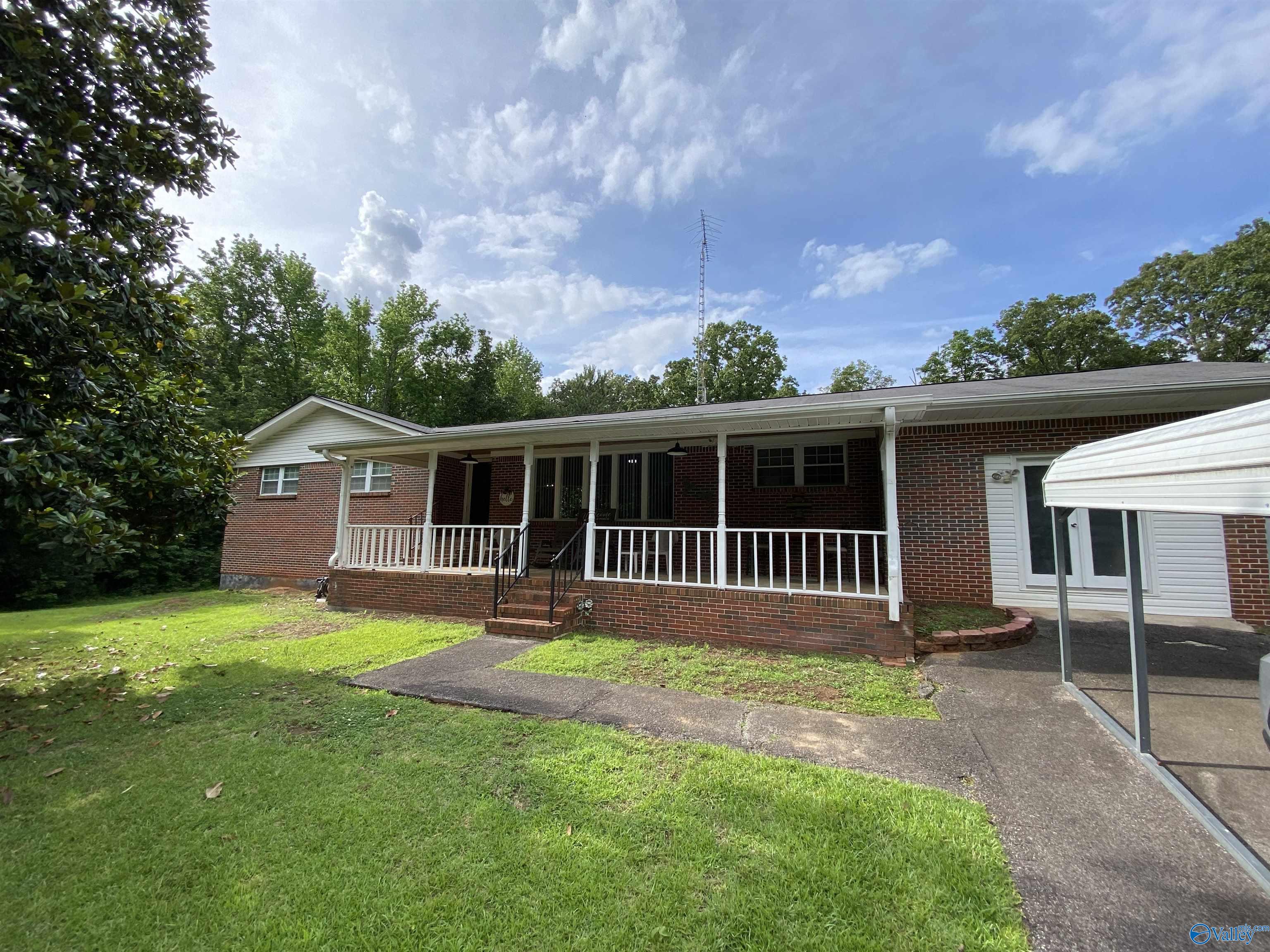 135 Forest Hill Road, Trinity, Alabama image 1