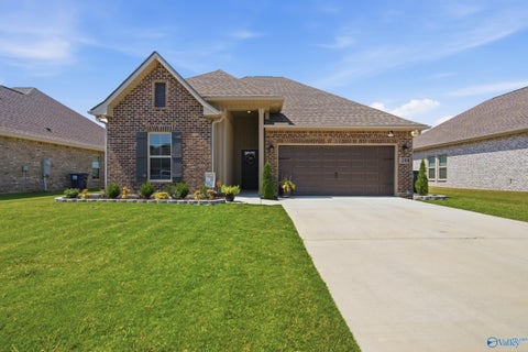 Homes For Rent - 204 James River Drive<br/> Madison, AL 35756