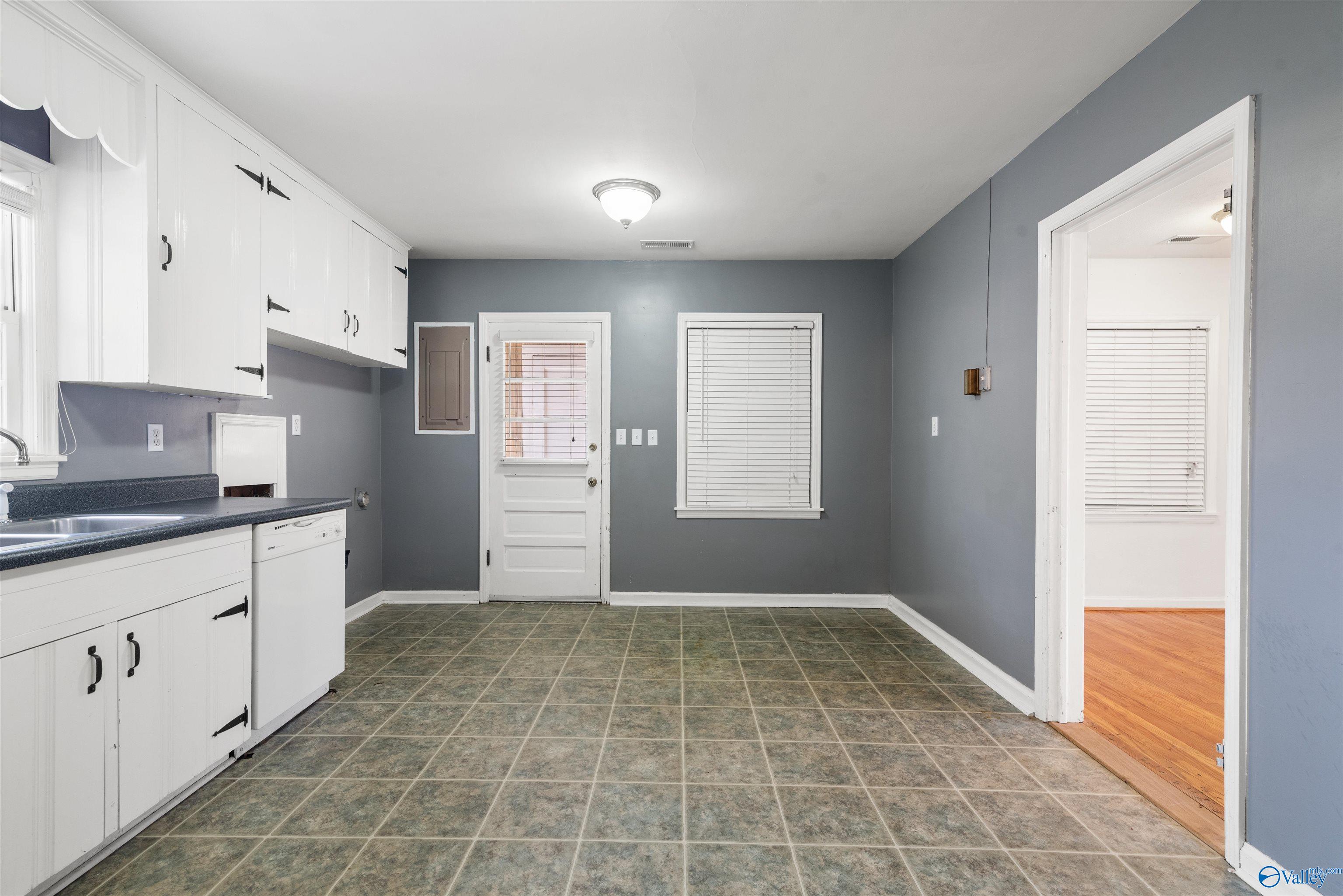 1417 10th Avenue Se Ave, Decatur, Alabama image 6