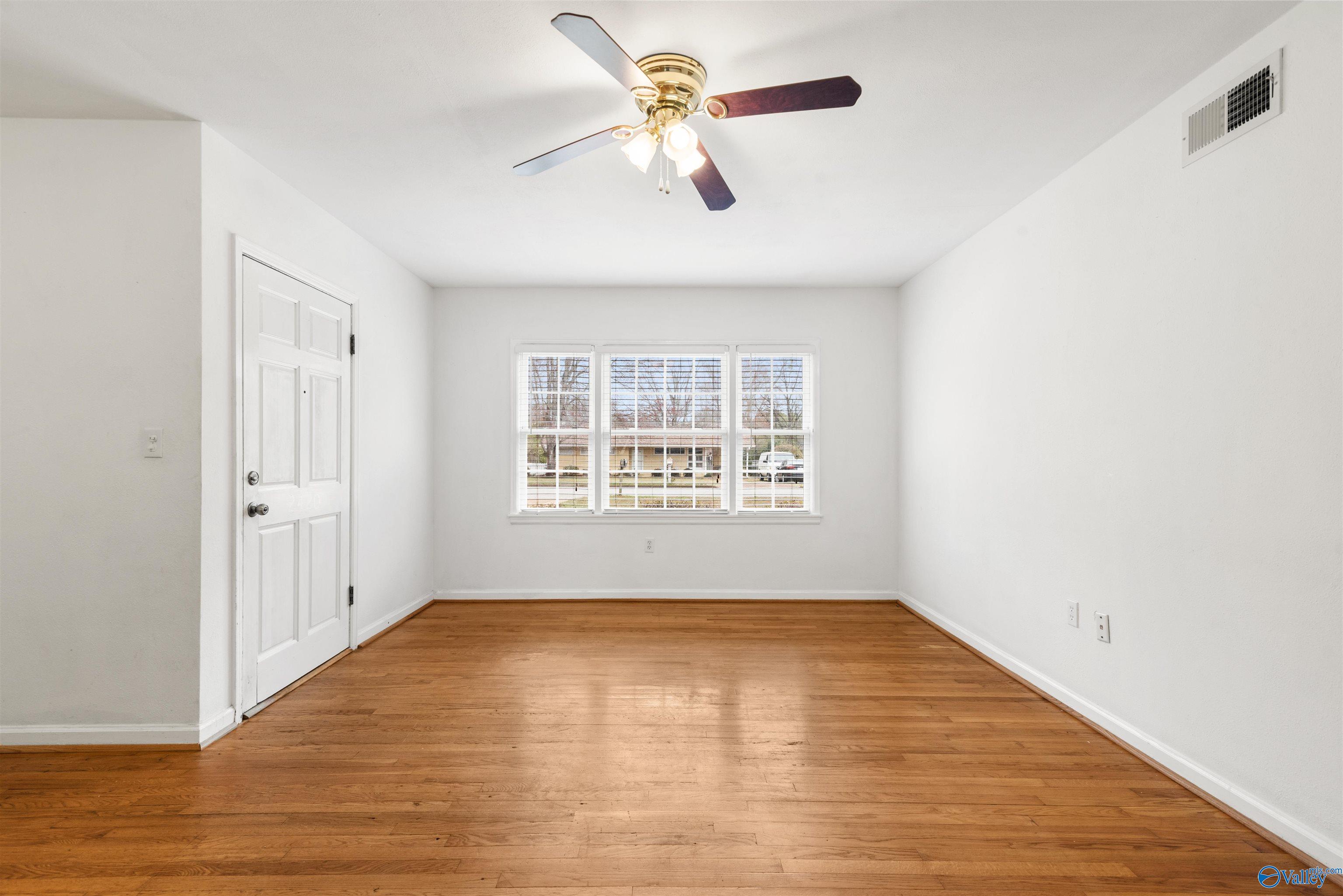 1417 10th Avenue Se Ave, Decatur, Alabama image 2